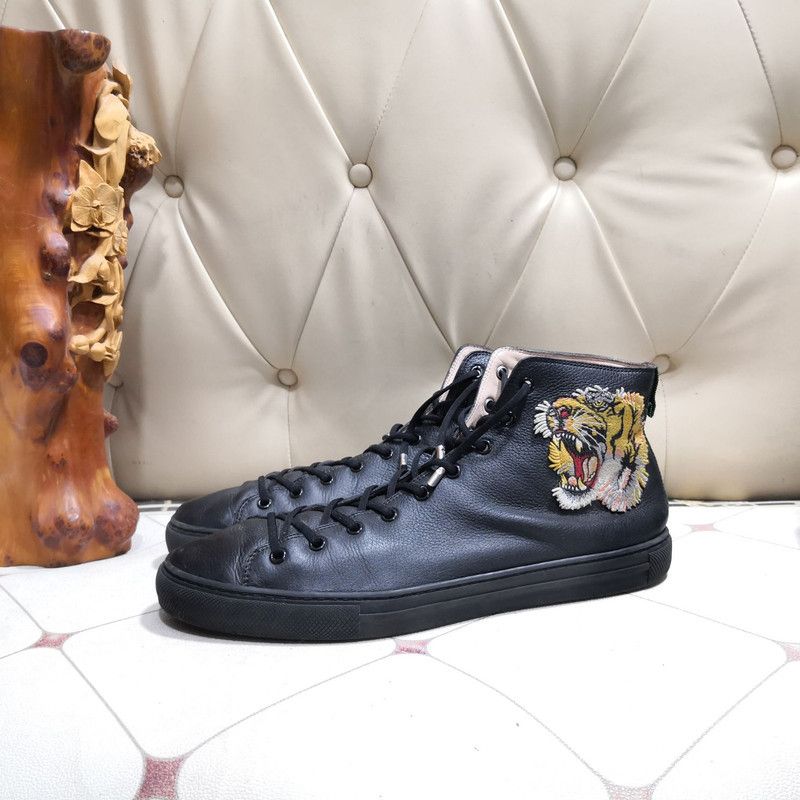 Gucci Gucci Black Tiger Head High-Top Sneakers 0079 Size US 12 / EU 45 - 1 Thumbnail