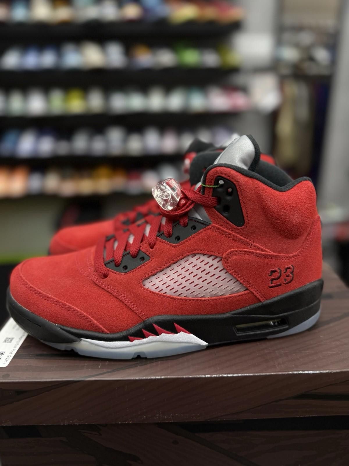 Jordan Brand Size 8 - Jordan Retro 5 Raging Bull (2021) Mens (NEW) Size US 8 / EU 41 - 7 Thumbnail