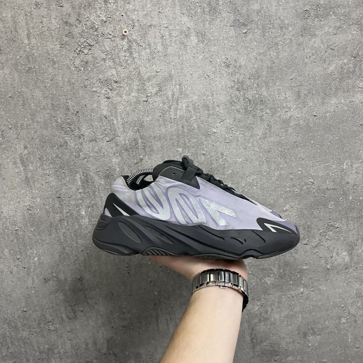 Adidas Adidas Yeezy 700 MNVN Geode Size US 6.5 / EU 39-40 - 2 Thumbnail