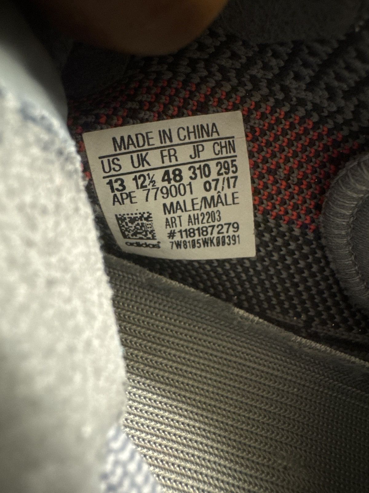 Yeezy Yeezy Beluga 2.0 V2 Size US 13 / EU 46 - 10 Thumbnail