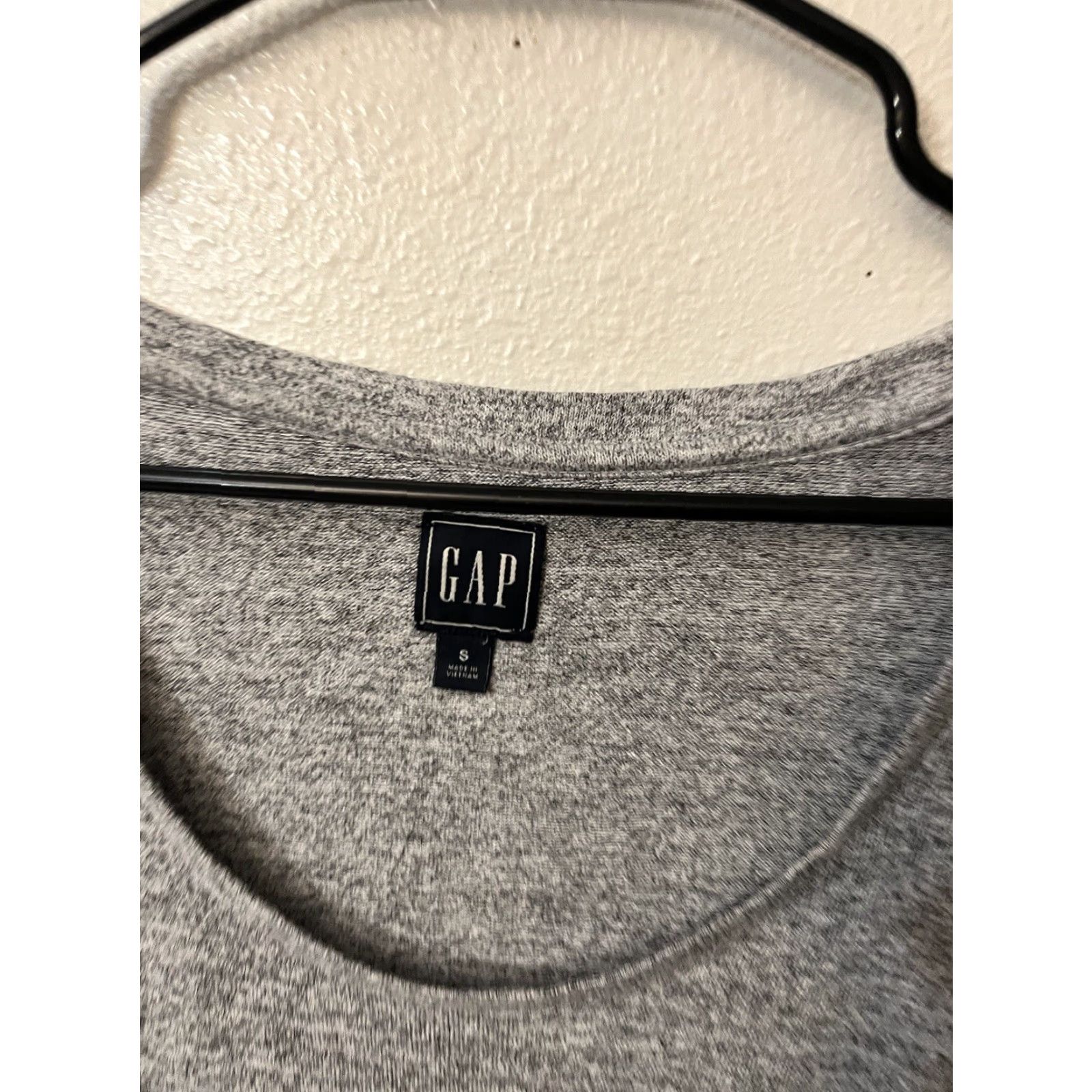 Gap Gap Soft Spun Light Gray Sweater Sz S Oversized Scoop-Neck Round Hem Top Size S / US 4 / IT 40 - 3 Thumbnail