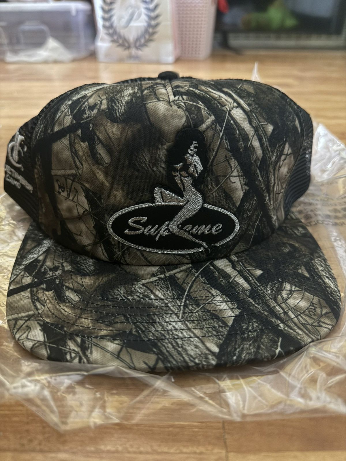 Supreme METAL CHINO GIRL MESHBACK SUPREME CAMO HAT Size ONE SIZE - 5 Thumbnail