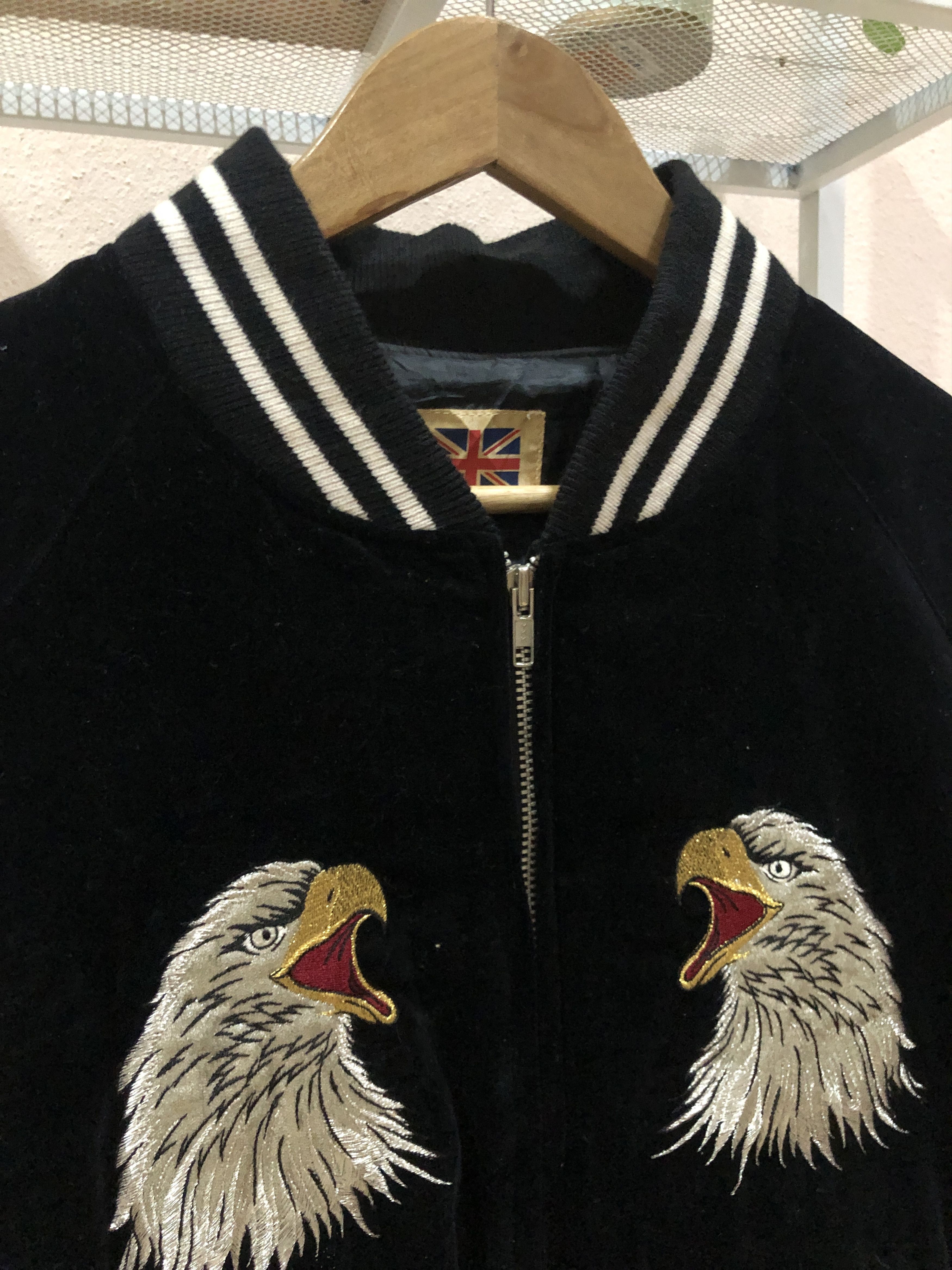 Japanese Brand Vintage Sukajan LONDON FB Velour Yokosuka Dragon Eagle Size US L / EU 52-54 / 3 - 3 Thumbnail