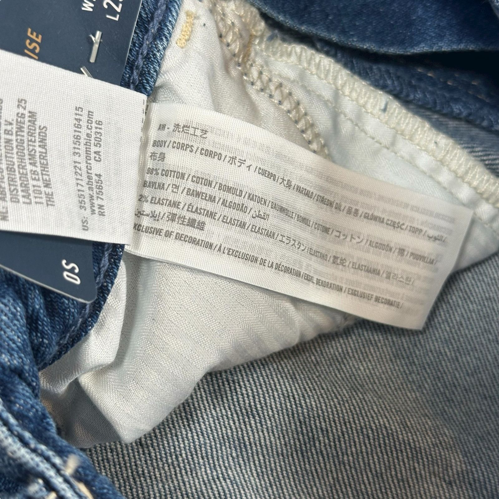 Hollister Hollister Ultra High Rise Mom Jeans Patchwork Size 24x25 Size 24" / US 00 / IT 34 - 5 Thumbnail