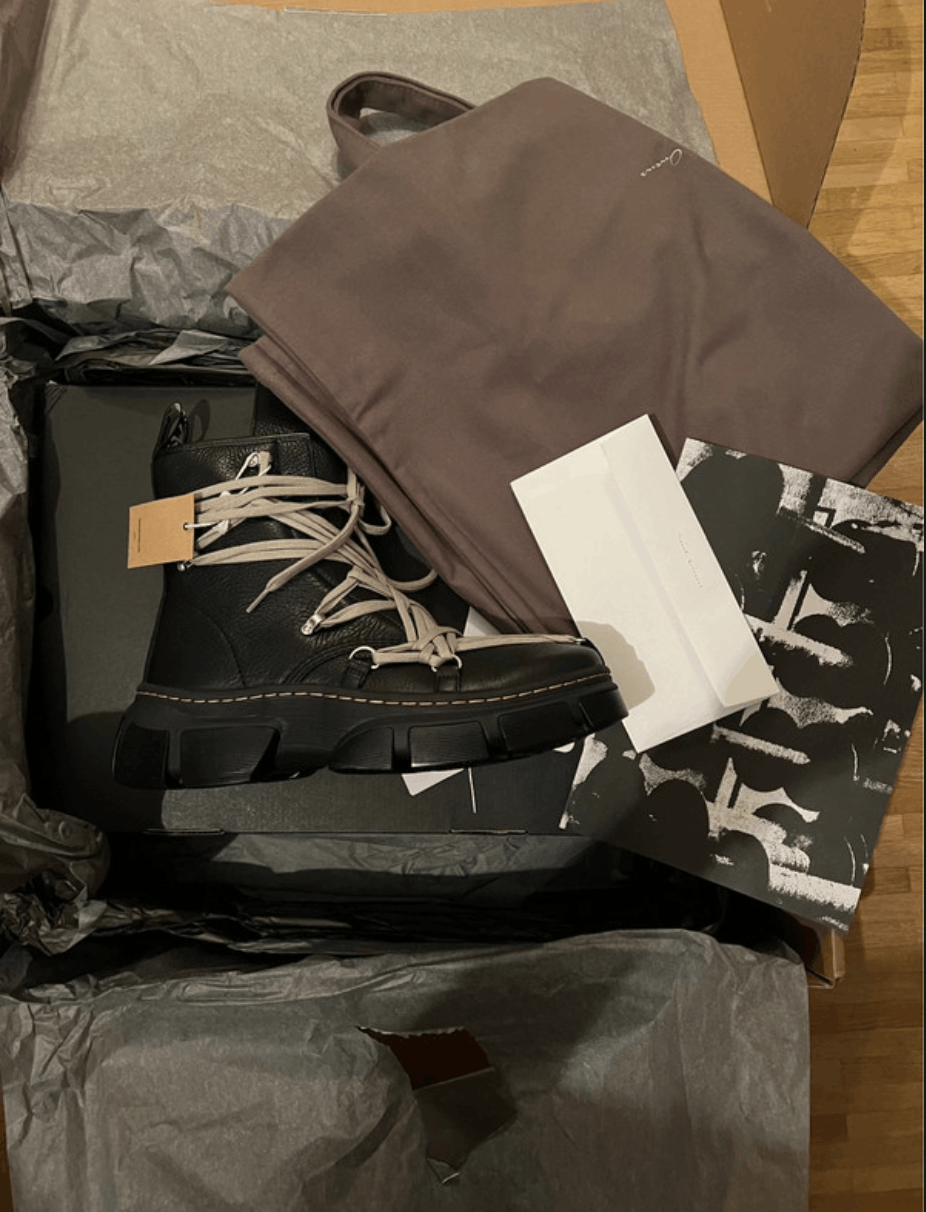 image of Dr Martens Dmxl 1460 Shoes in Black, Men's (Size 12)
