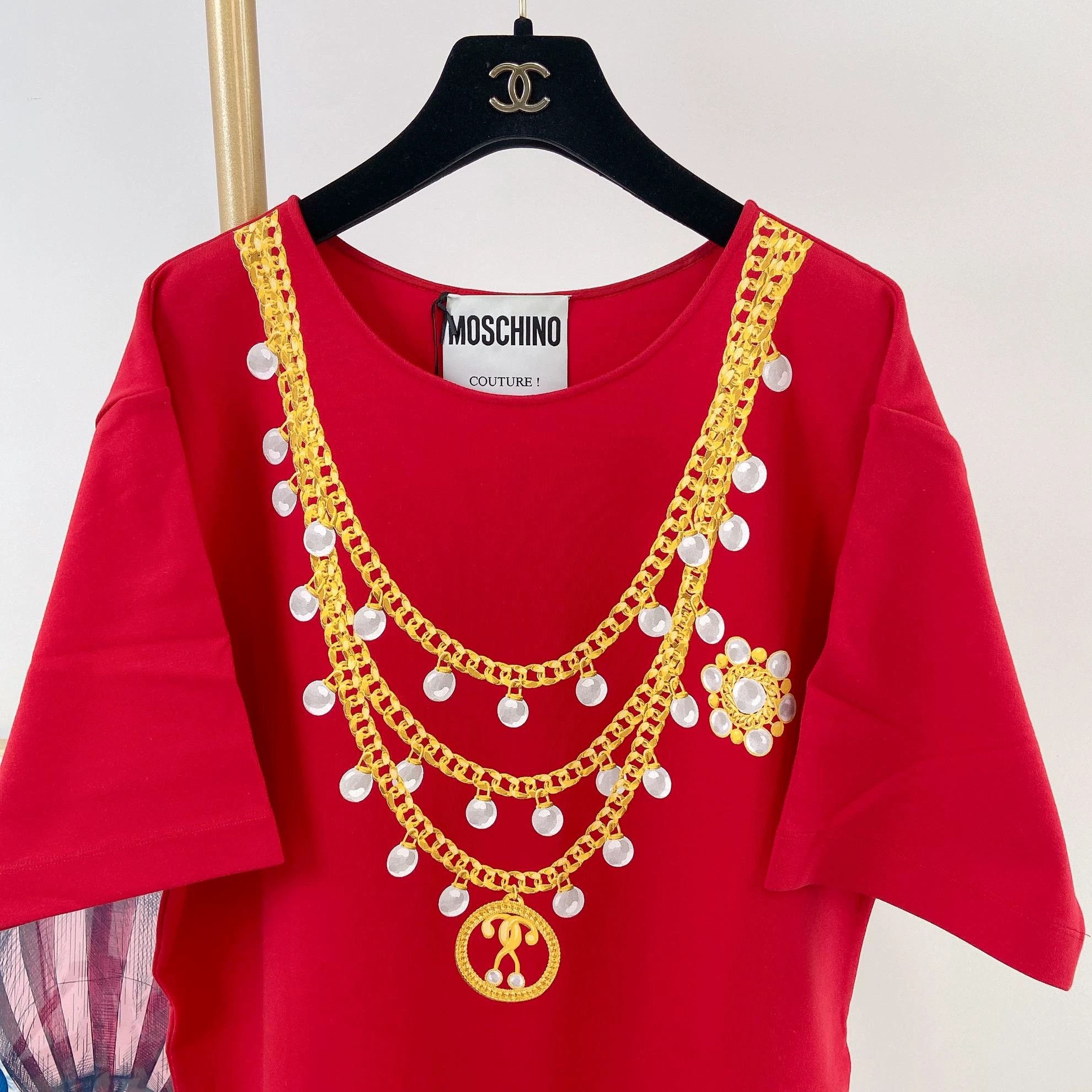 Moschino Moschino red printed tee F36 new with tags 2341 Size XS / US 0-2 / IT 36-38 - 4 Thumbnail