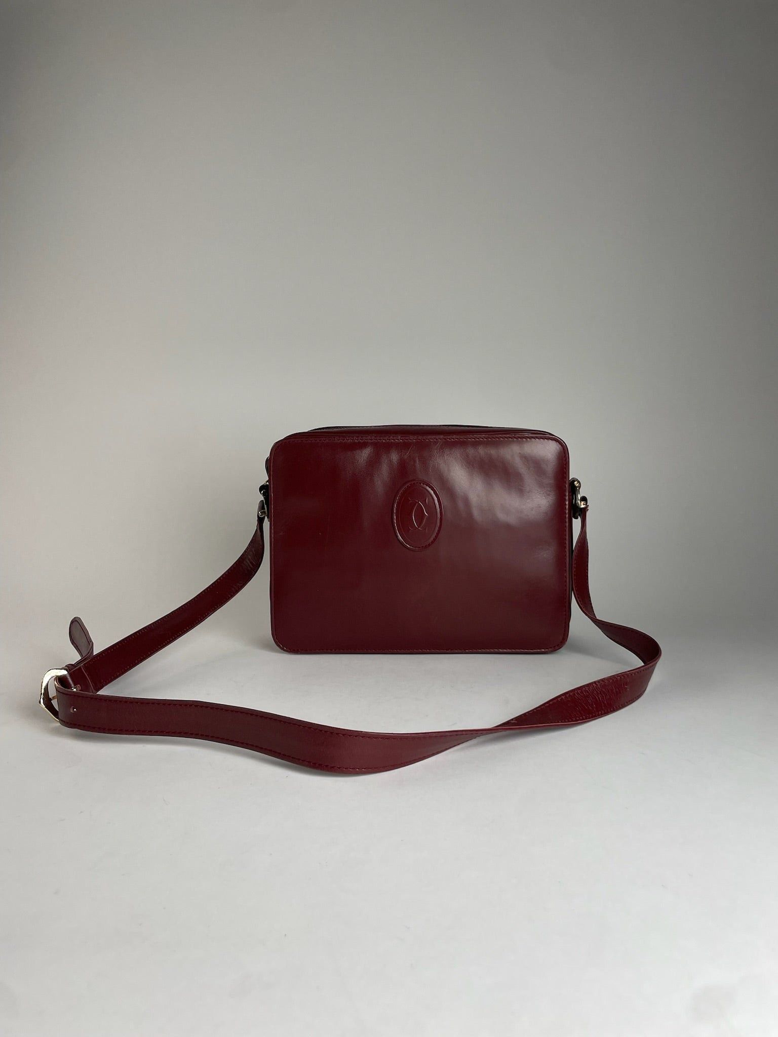 Cartier Vintage Leather Logo Shoulder Bag Burgundy Size ONE SIZE - 1 Thumbnail