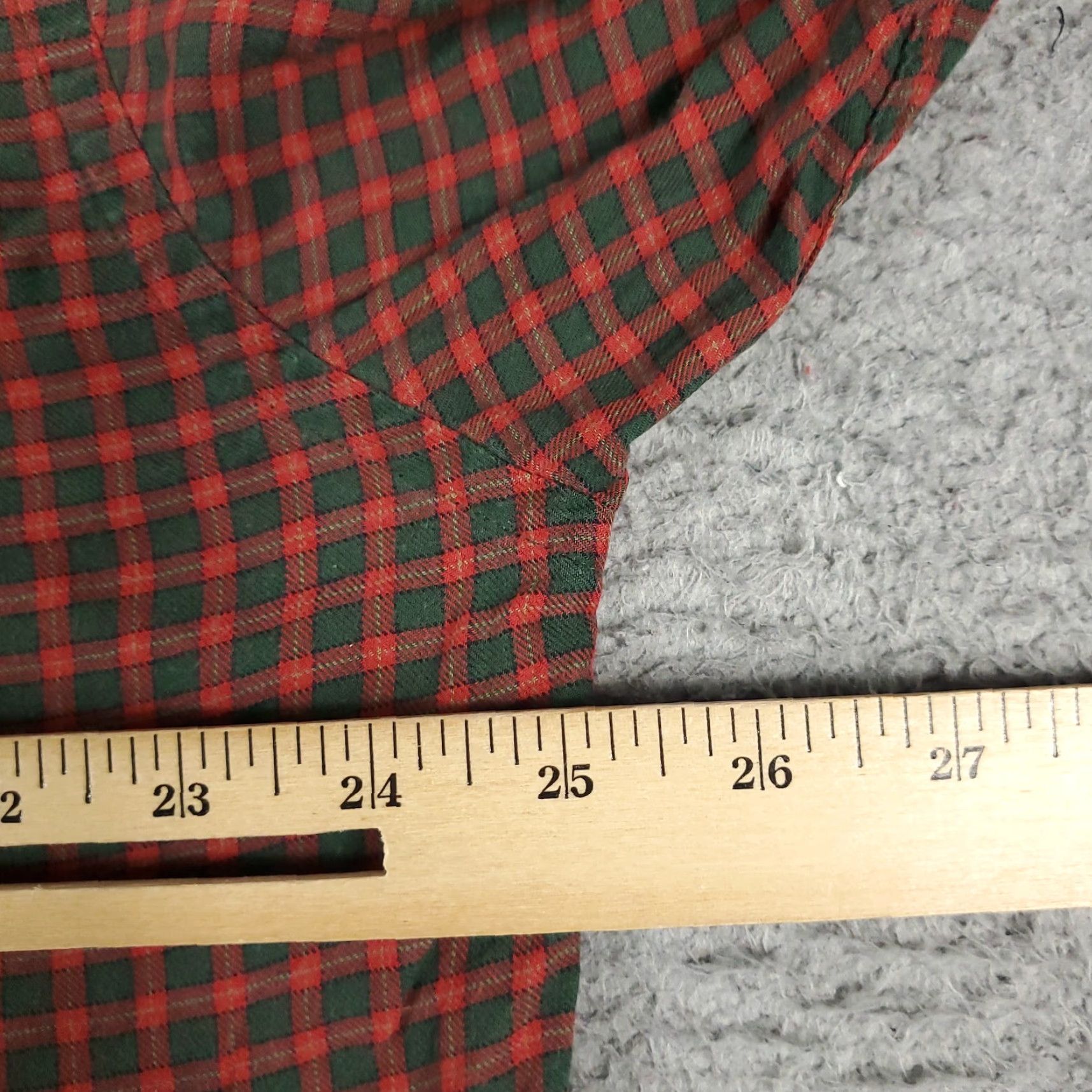 Tommy Hilfiger Tommy Hilfiger Button-Up Shirt Mens Medium Red Plaid Casual Long Sleeve Regular Fit Size US M / EU 48-50 / 2 - 6 Thumbnail