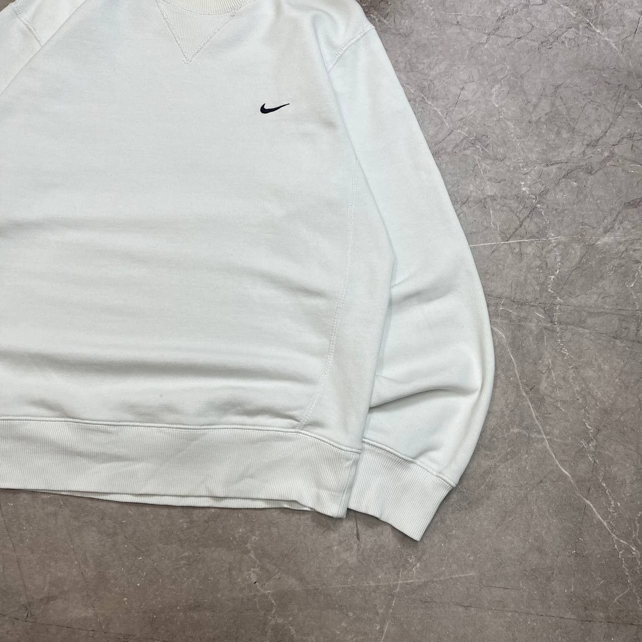 Nike Vintage White Nike 90s Sweatshirt Mens Size M Size US M / EU 48-50 / 2 - 4 Thumbnail