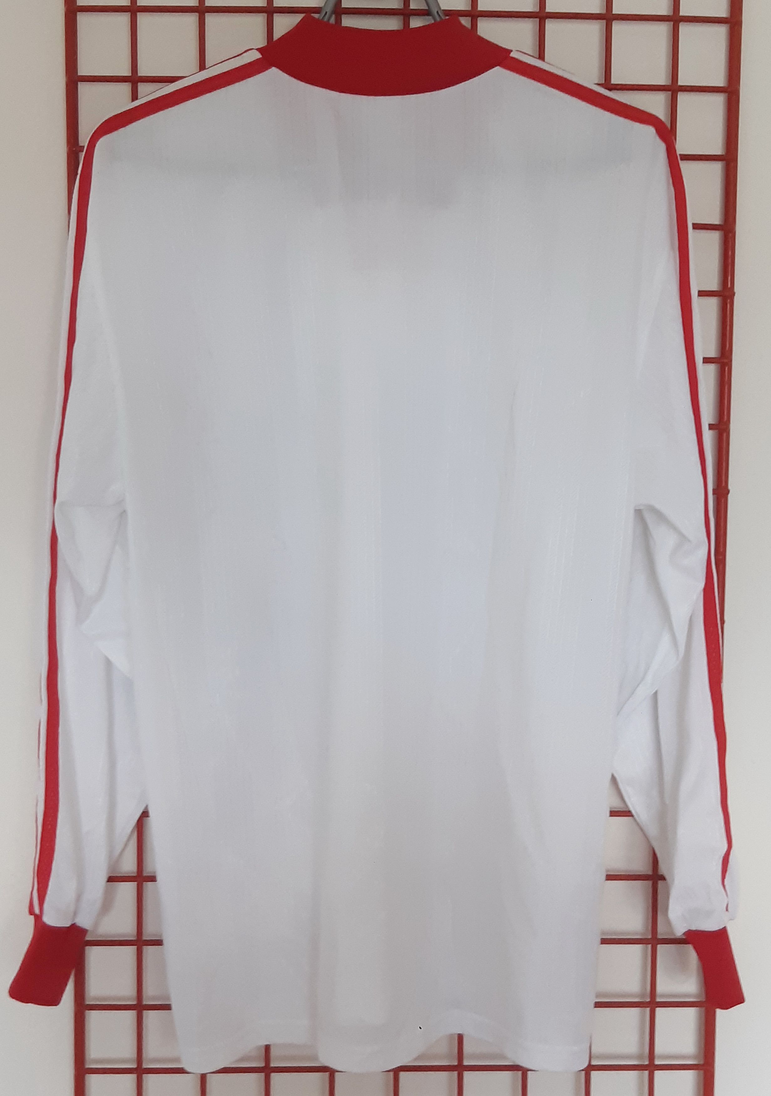 Adidas Vintage 90s ADIDAS Soccer Jersey Tunisia size M NWT Size US M / EU 48-50 / 2 - 2 Thumbnail