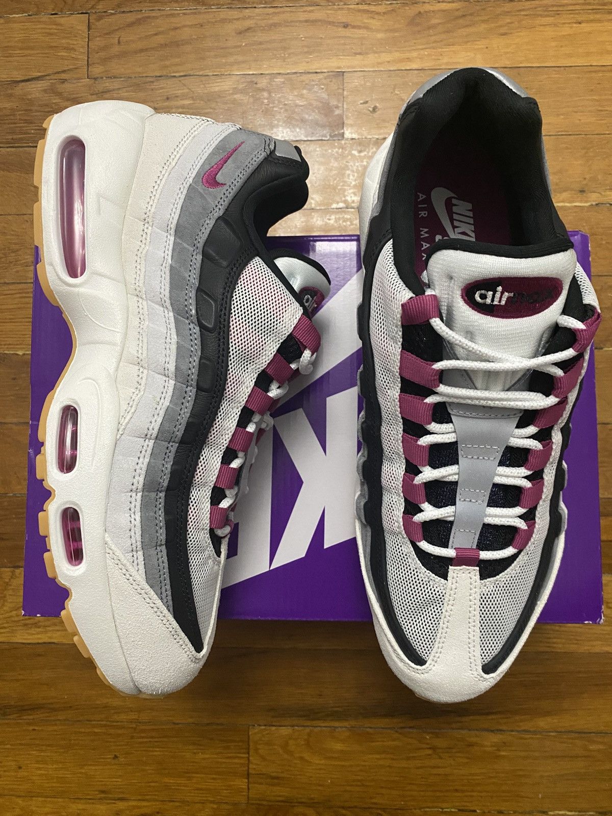 Size 11 - Nike SB Air Max 95 Summit White Cactus Flower Mens 