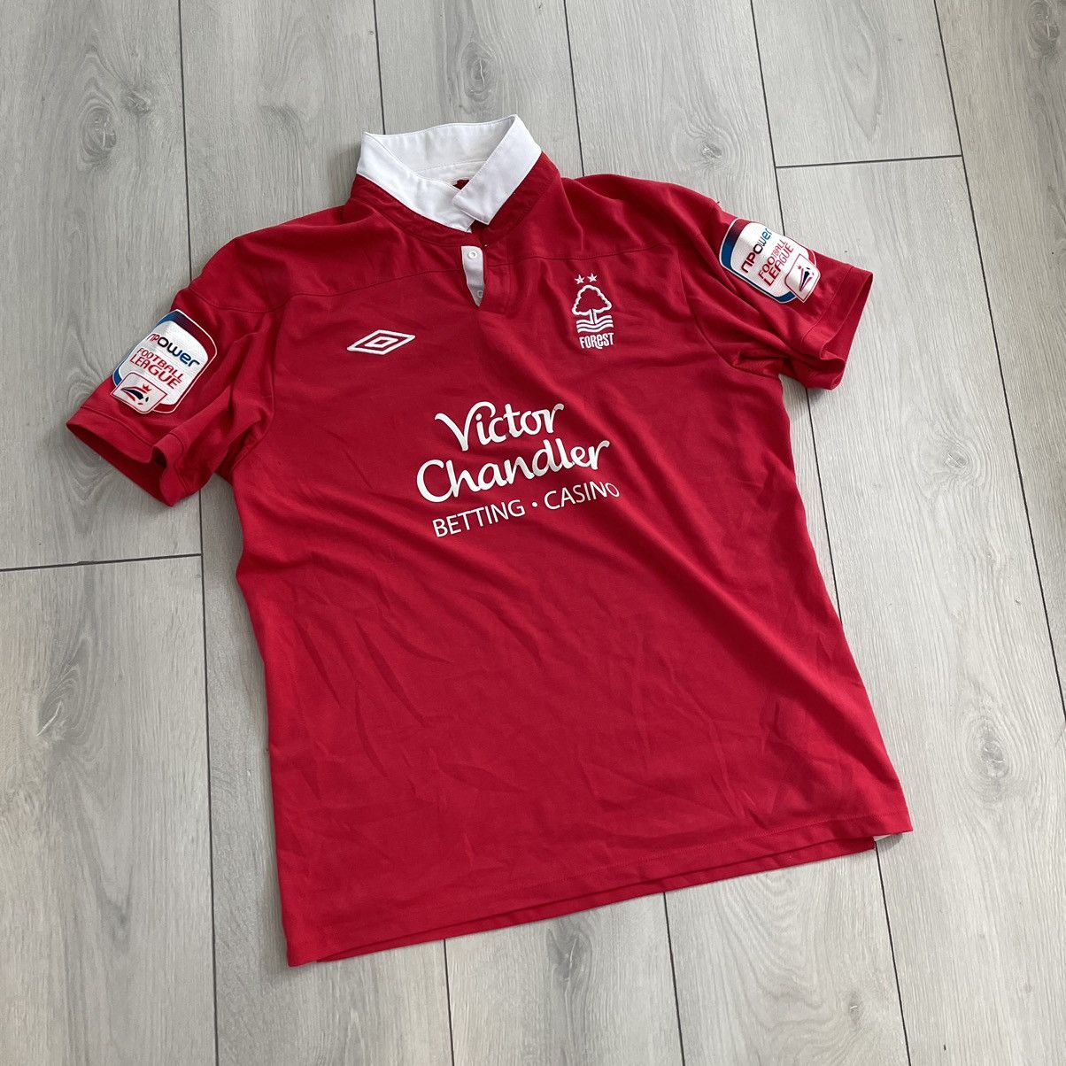 Other Umbro Forest Victor Chandler casino npower Jersey shirt tee Size US L / EU 52-54 / 3 - 1 Thumbnail