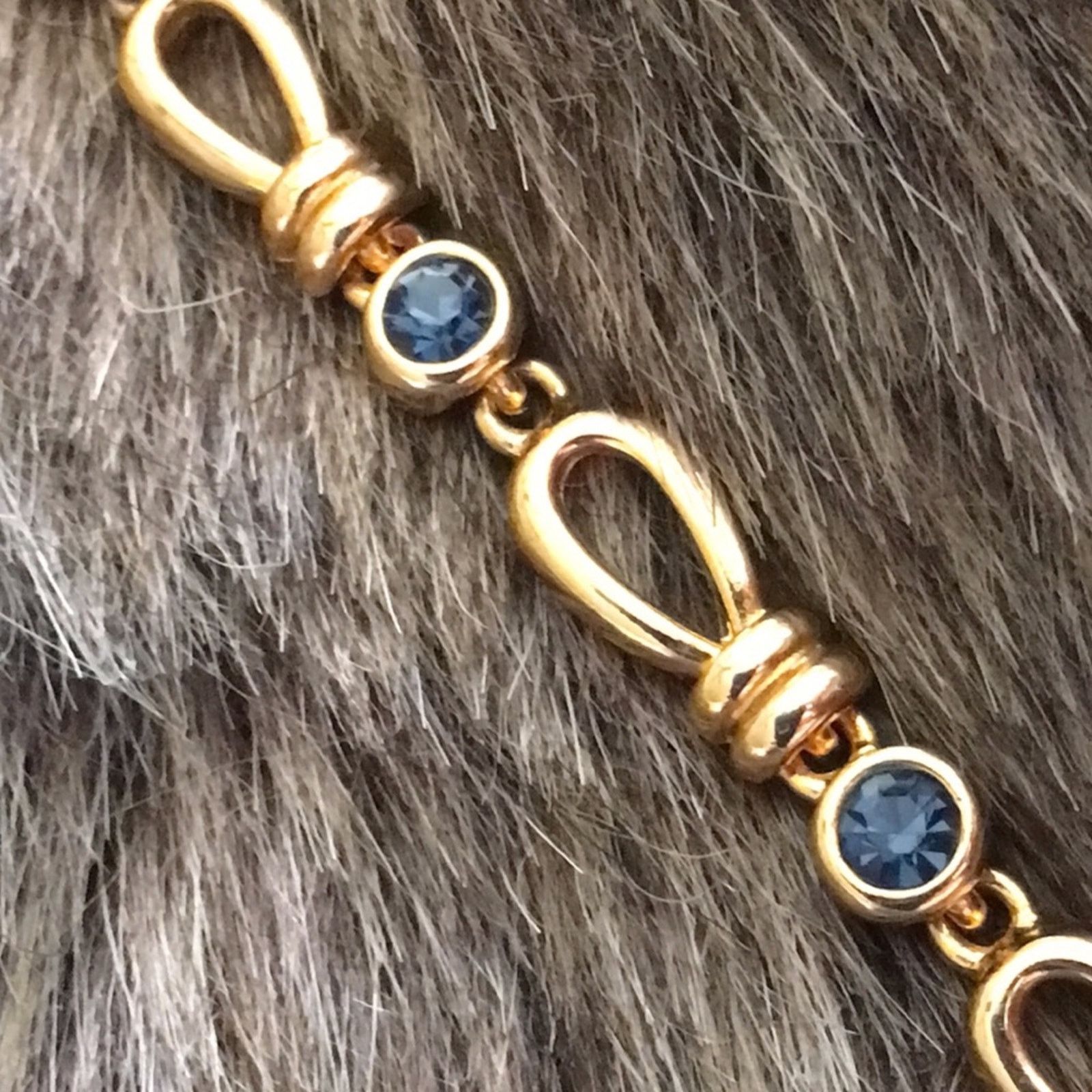Jewelry Shiny gold tone rope design rhinestone bracelet Size ONE SIZE - 5 Thumbnail
