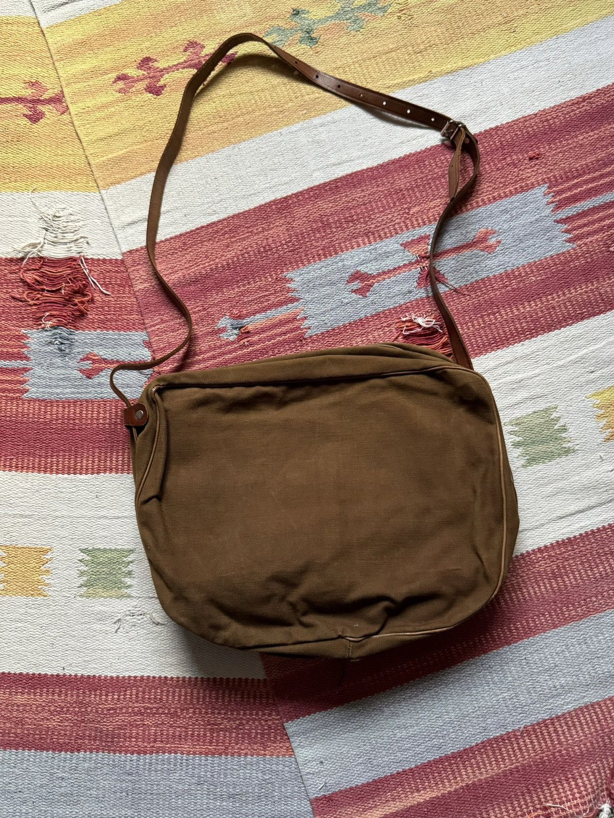 Vintage Vintage 60-70’s Brown Canvas Shoulder Bag Size ONE SIZE - 5 Thumbnail