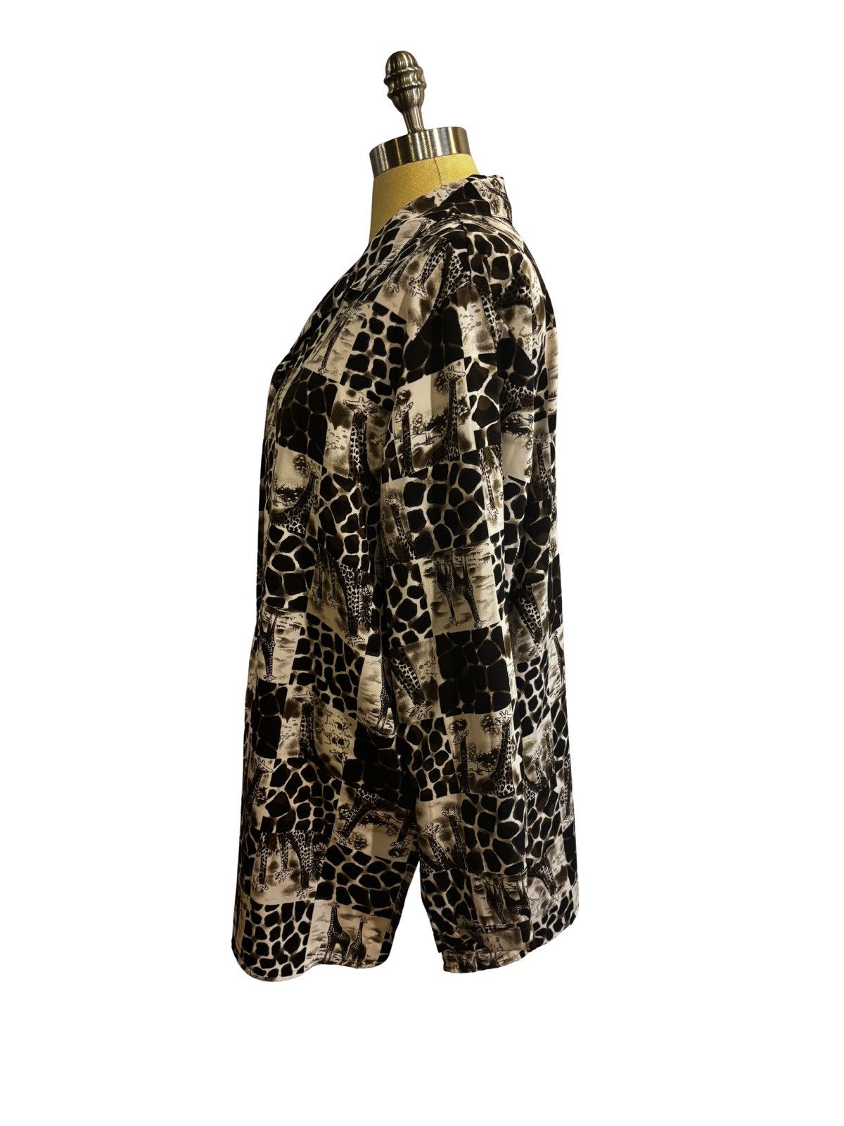Other Brown giraffes patterns Blouse.wt1171 Size XL / US 12-14 / IT 48-50 - 3 Thumbnail
