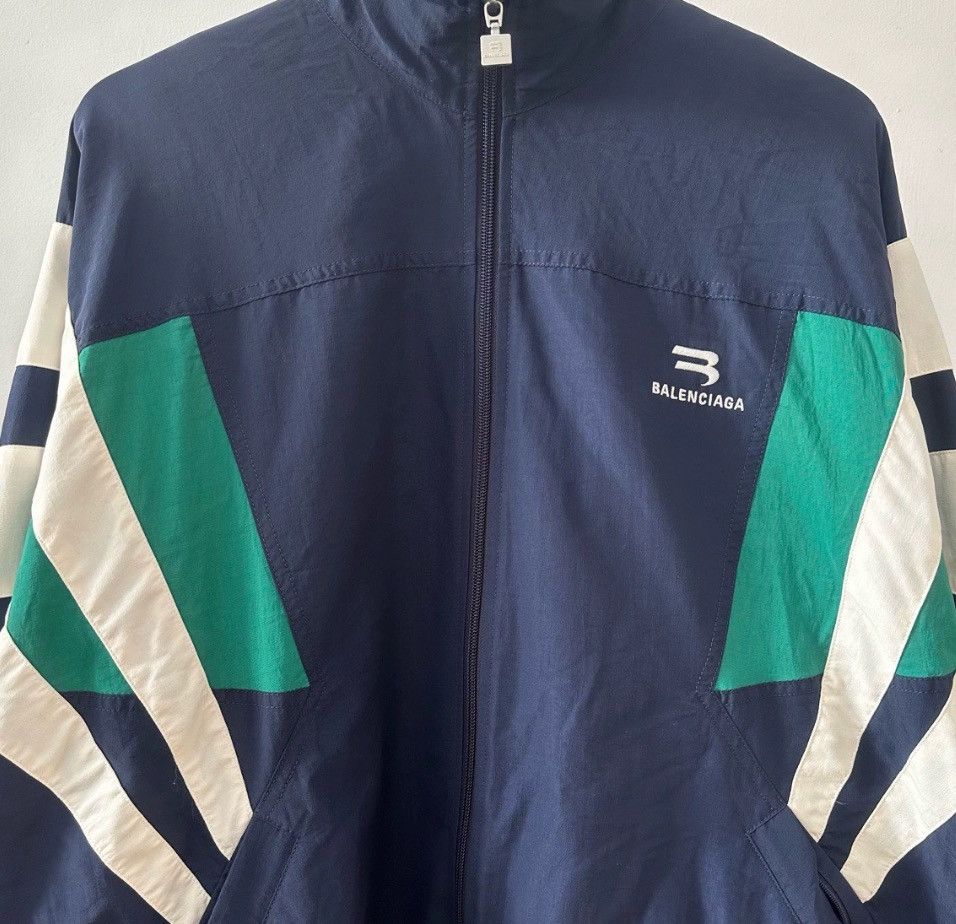 Balenciaga BALENCIAGA FW21 Sporty B Embroidered Logo Spl 2412-Nextarrow Size US S / EU 44-46 / 1 - 3 Thumbnail