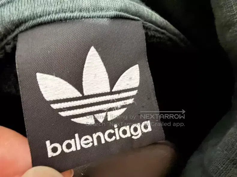Balenciaga Balenciaga Vintage Green Adidas Collaboration Embroidered Size US M / EU 48-50 / 2 - 3 Thumbnail