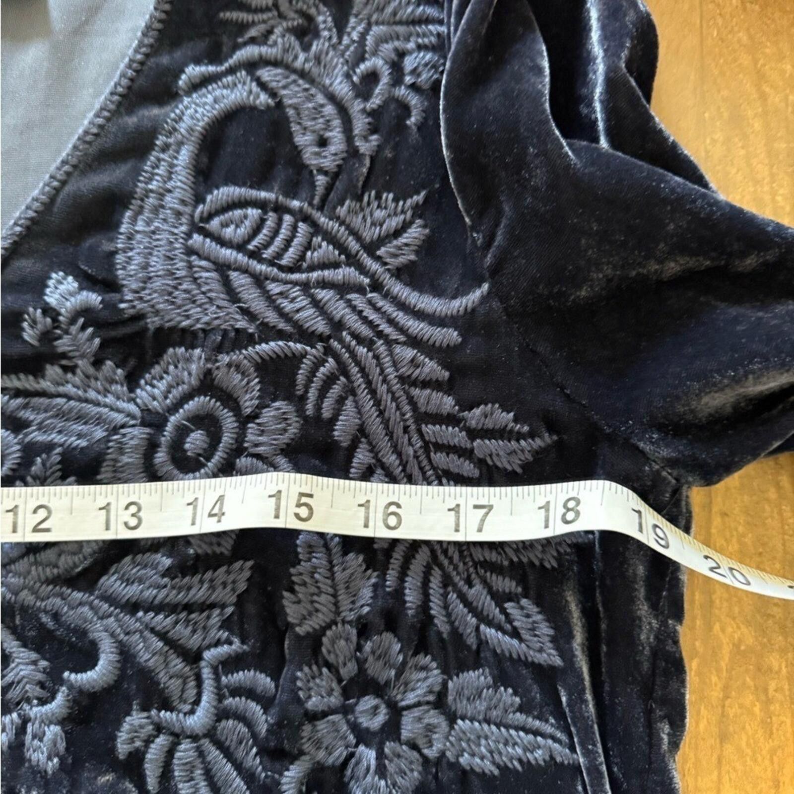 Other Johnny Was $255 Navy Kamala Velvet Embroidered Tunic, Size S Size S / US 4 / IT 40 - 10 Thumbnail