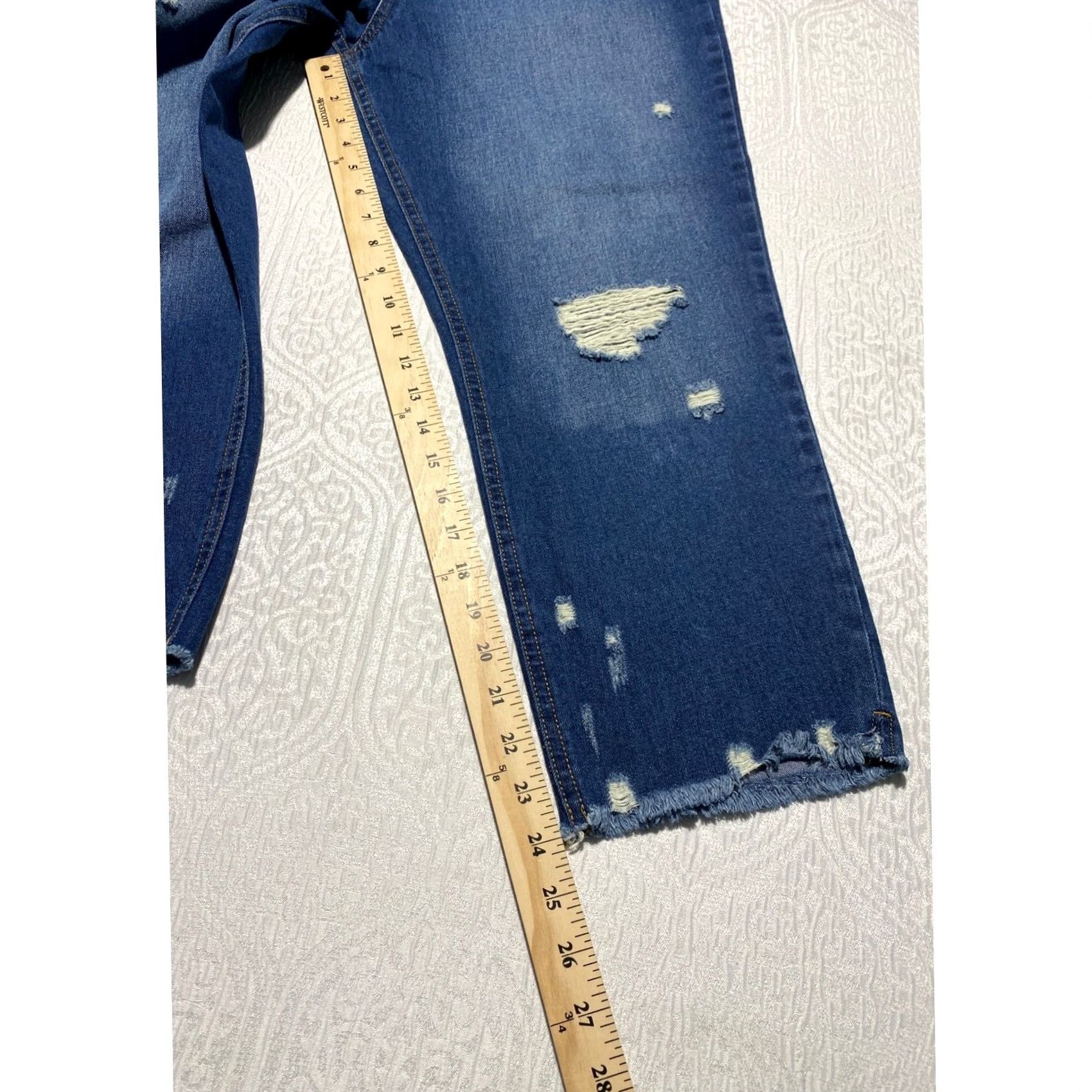 Vintage Sound Style Hayden Girlfriend Jeans 14W Medium Wash Distressed Raw Hem Blue Womens Jeans Size 36" / US 14 / IT 50 - 5 Thumbnail