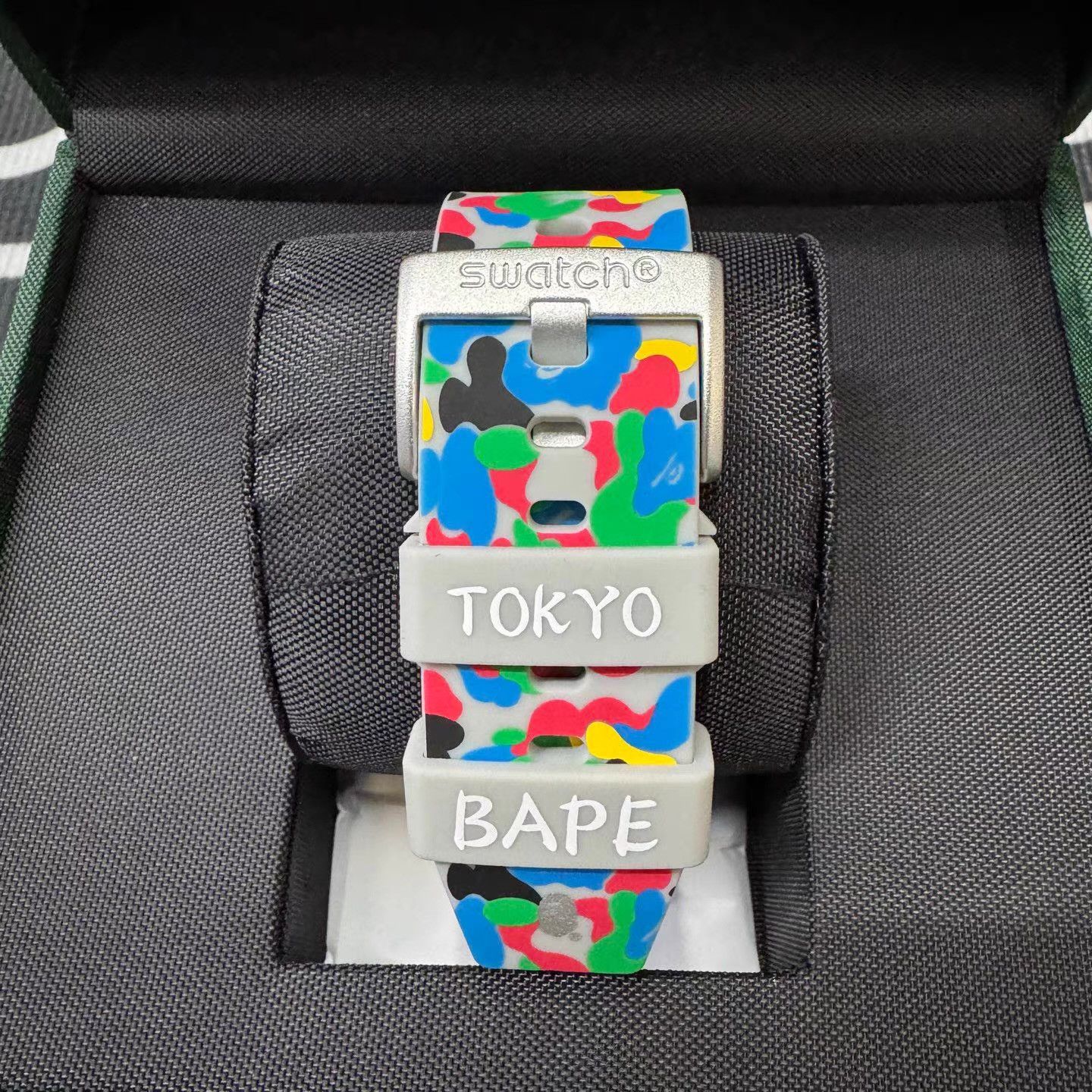 Swatch SWATCH × BAPE White Dial Watch Q10 Size ONE SIZE - 4 Thumbnail