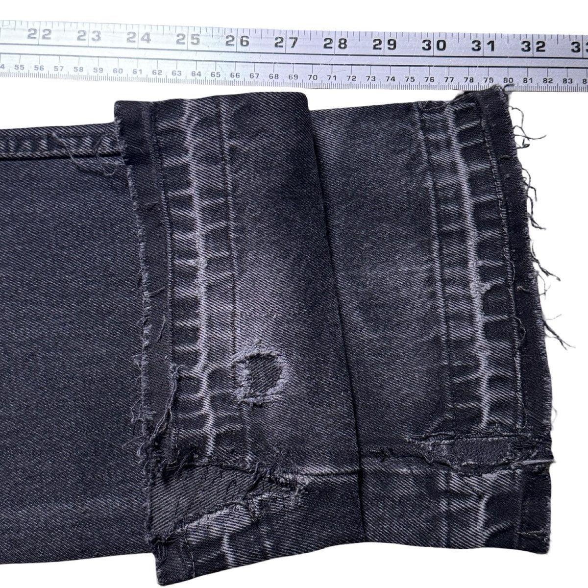 Levi's Vintage Levi's Black Jeans Black Hole Negative Space 30 X 32 Size US 30 / EU 46 - 5 Thumbnail