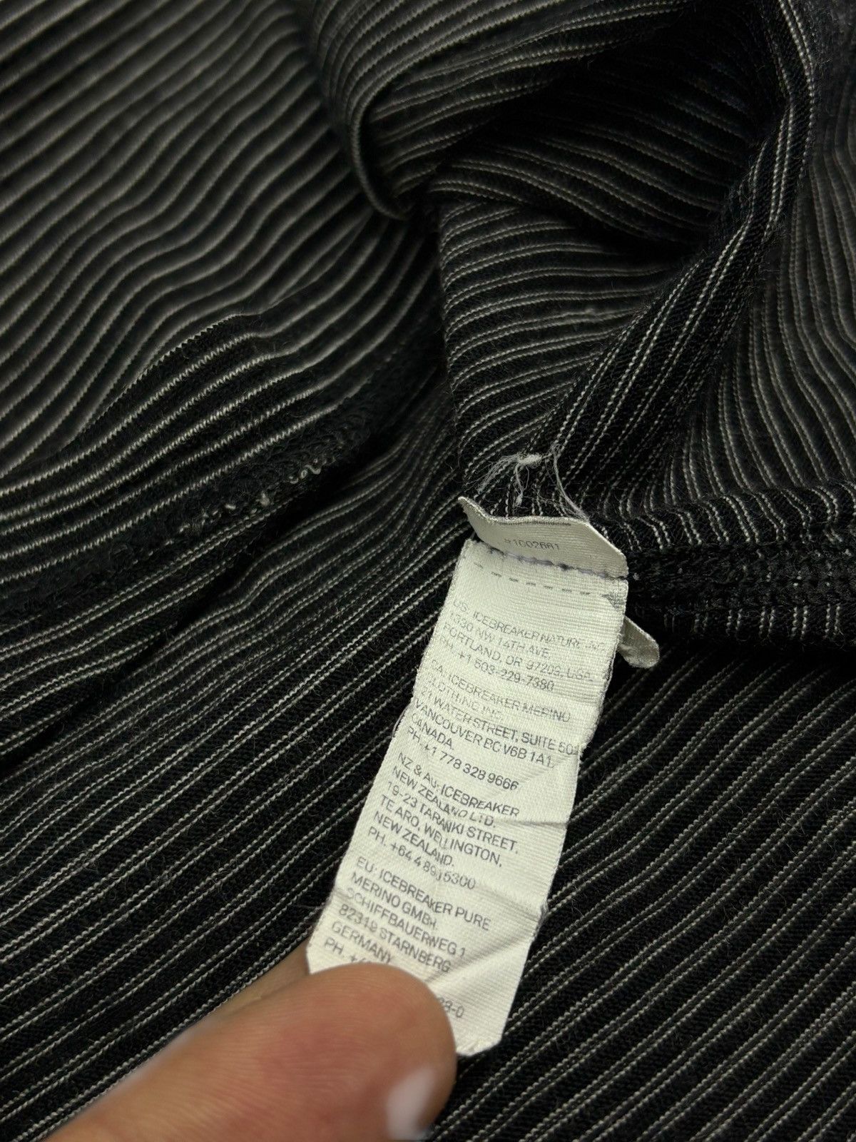 Icebreaker Icebreaker Merino 200 Bodyfit Striped Base Layer Sweater Size L / US 10 / IT 46 - 10 Thumbnail