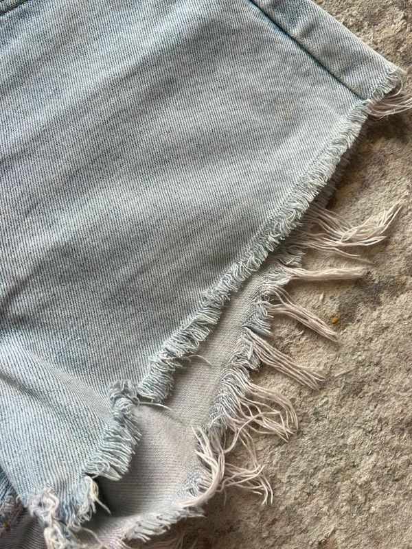 Levi's Levi’s 1993 Denim Shorts Sz W 29 Distressed Size 29" - 6 Thumbnail