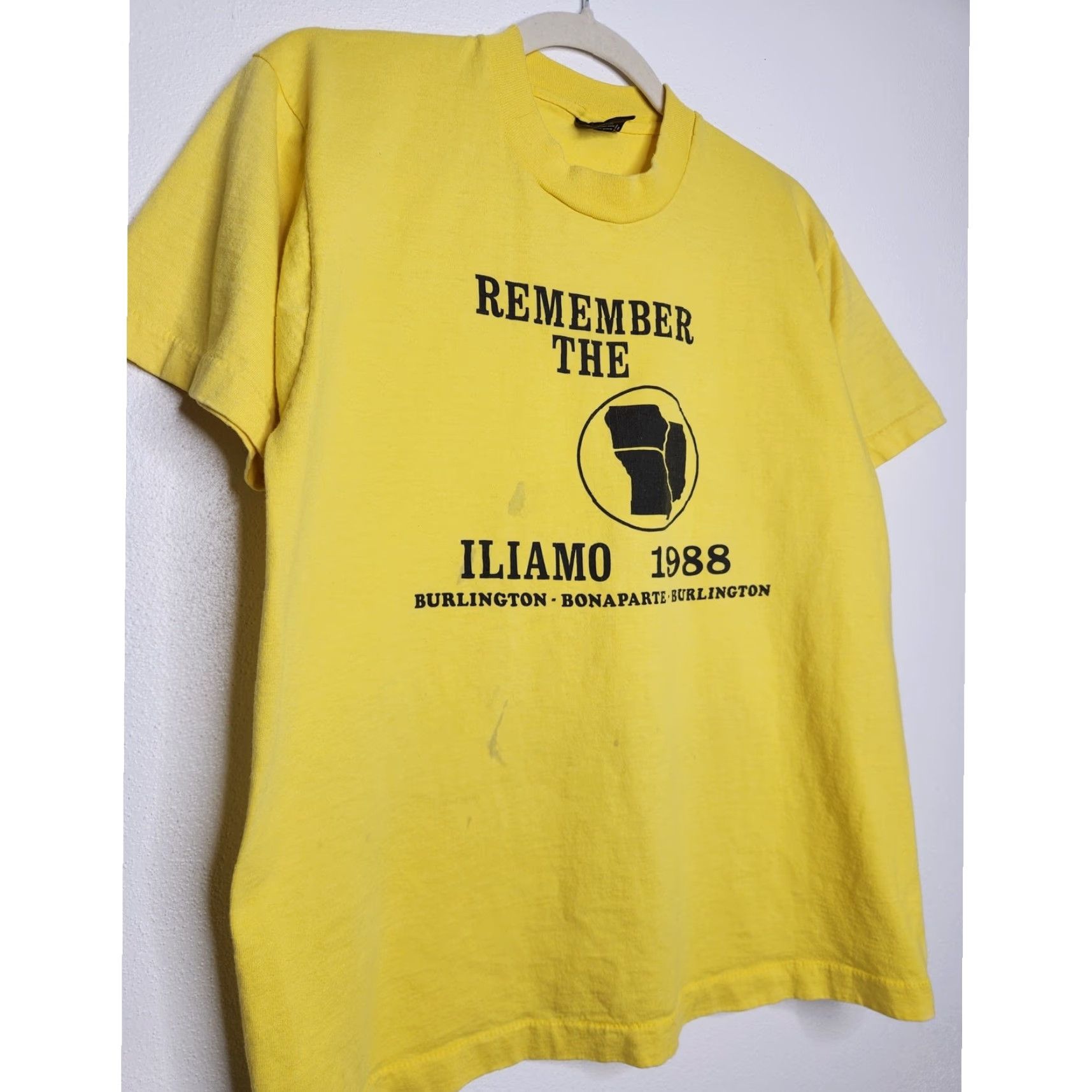 Vintage VINTAGE Screen Stars Shirt Unisex Adults Large Yellow 80s Iliamo Illinois Iowa Marathon Single Stitch Stars Size US L / EU 52-54 / 3 - 4 Thumbnail