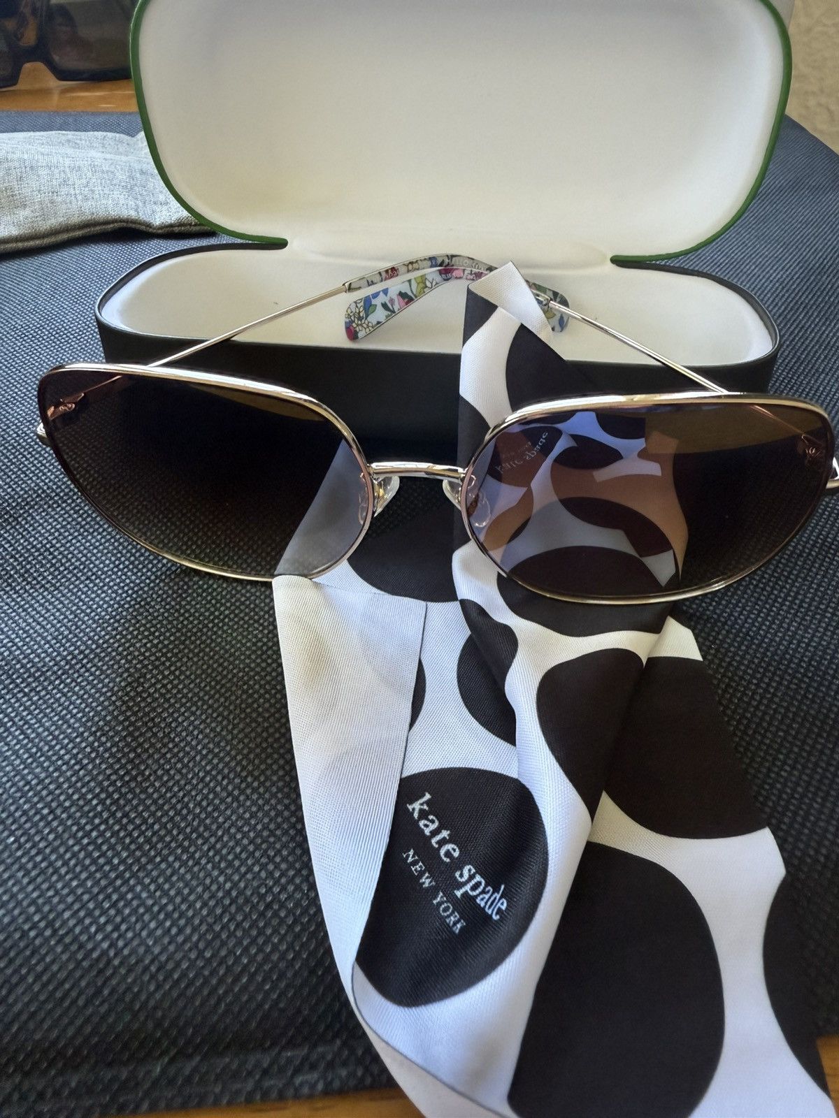 Kate Spade JUNI/G/S PEARL 0807 9O Cat Eye Sunglasses – Black/Grey Kate Spade Sunglasses Geralyn/S 0807-9O - Best Price and  main image 2