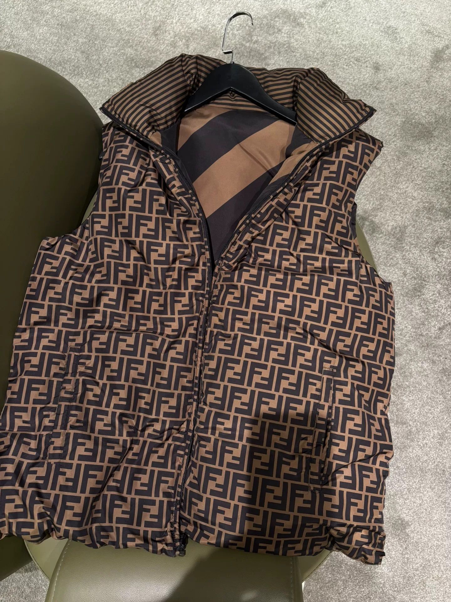 Fendi Fendi Double-Sided Down Vest Size US XL / EU 56 / 4 - 1 Thumbnail
