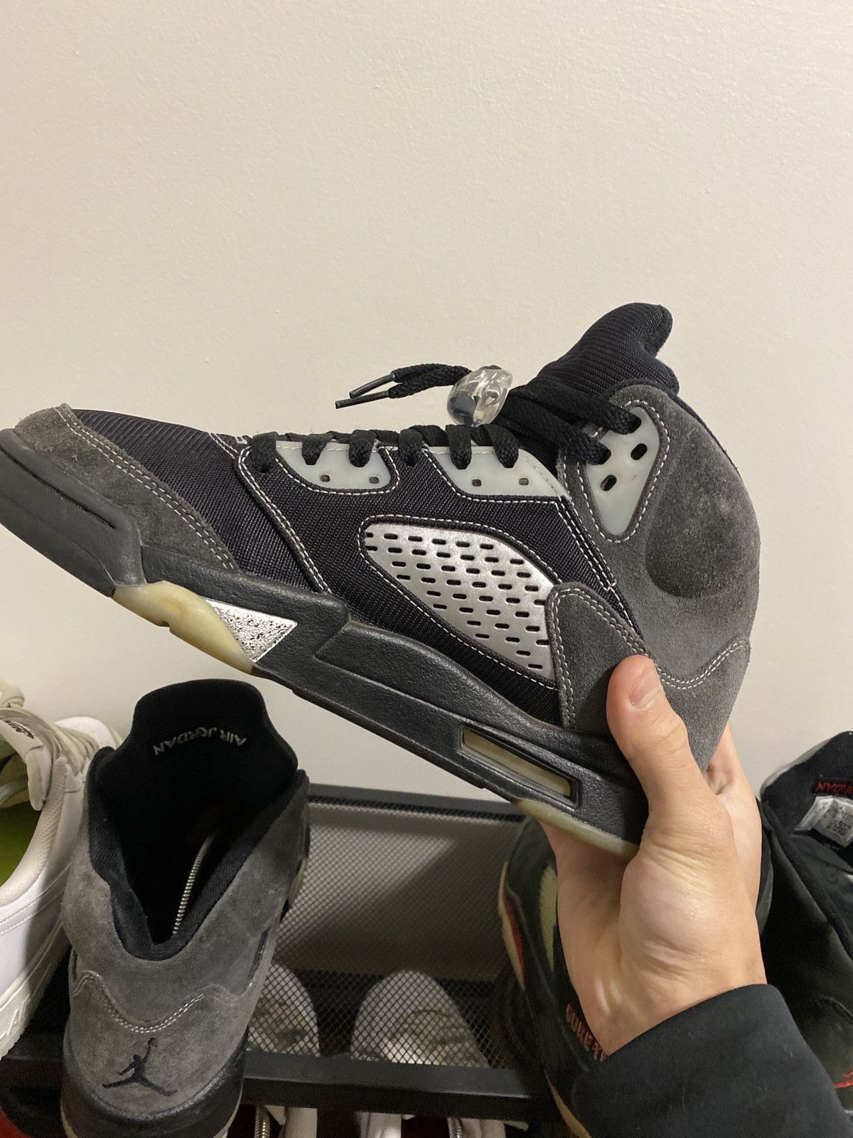 Jordan Brand Air Jordan 5 Retro Size US 8 / EU 41 - 1 Thumbnail