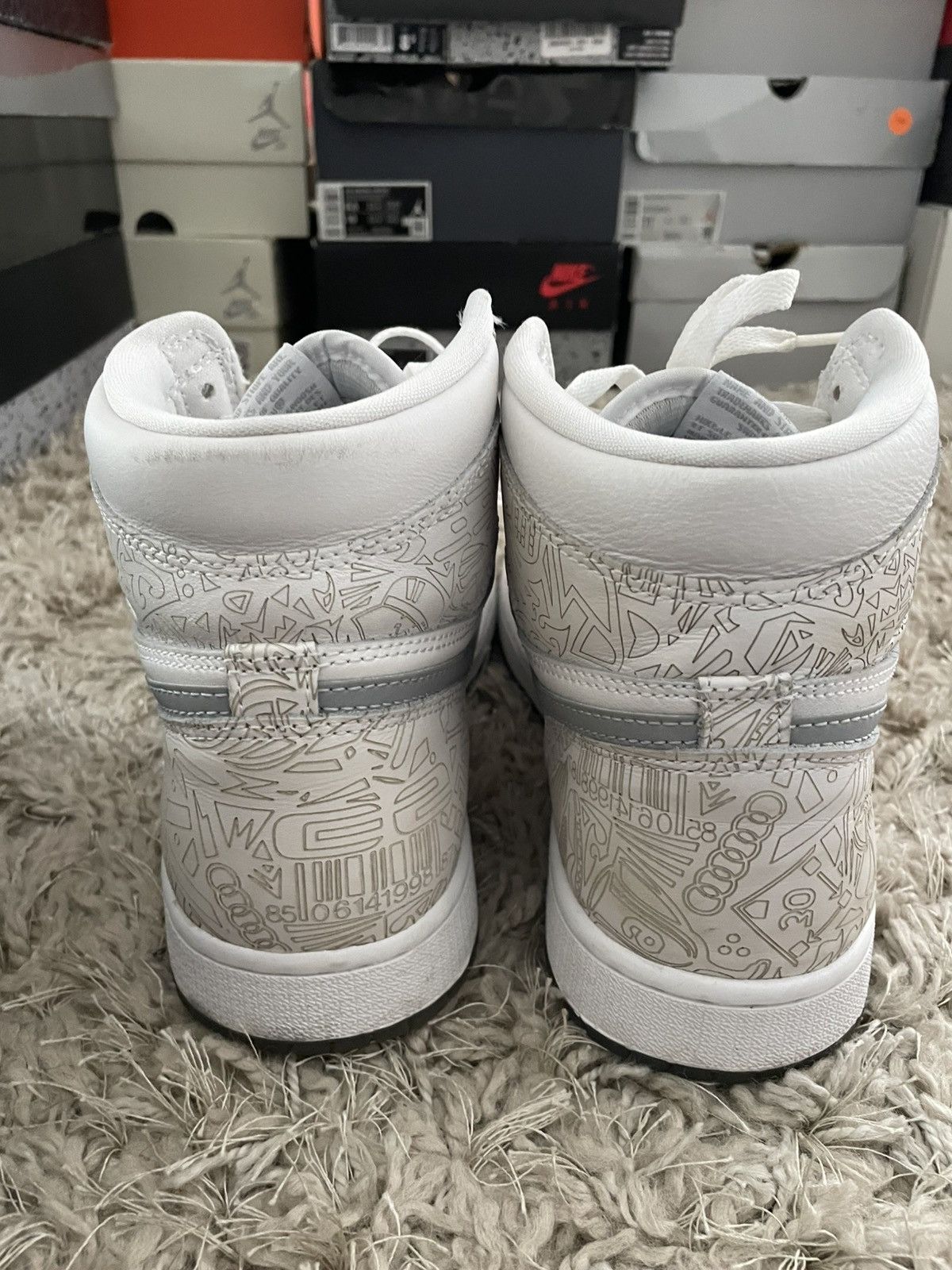 Jordan Brand Jordan 1 Laser Size US 9.5 / EU 42-43 - 6 Thumbnail
