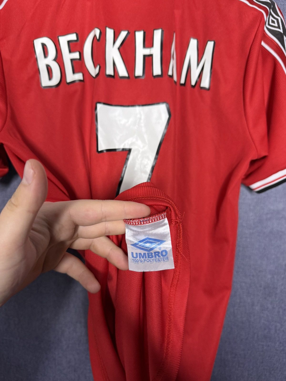 Umbro Beckham#7 Vintage Umbro Manchester United Sharp Jersey Retro Size US M / EU 48-50 / 2 - 15 Thumbnail