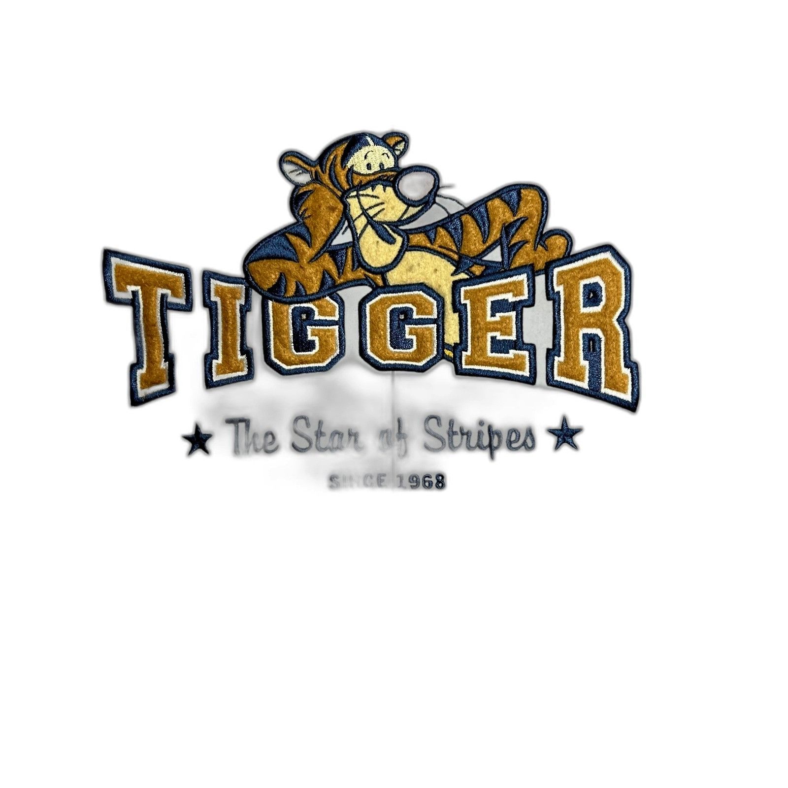 Disney Disney Tigger Fleece Sweatshirt Embroidered Men's Medium Gra Size US M / EU 48-50 / 2 - 3 Thumbnail