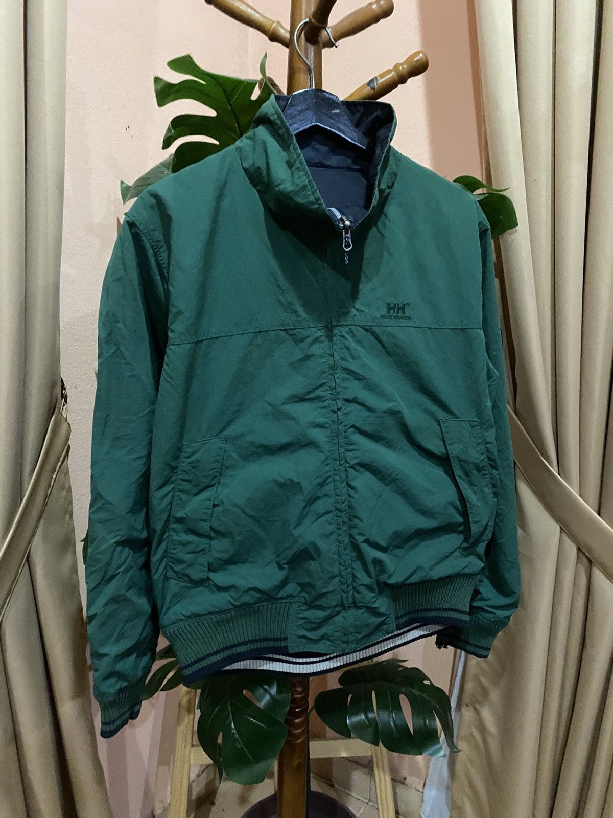 Helly Hansen Vintage Helly Hansen Reversible Windbreaker Jacket Size US S / EU 44-46 / 1 - 3 Thumbnail