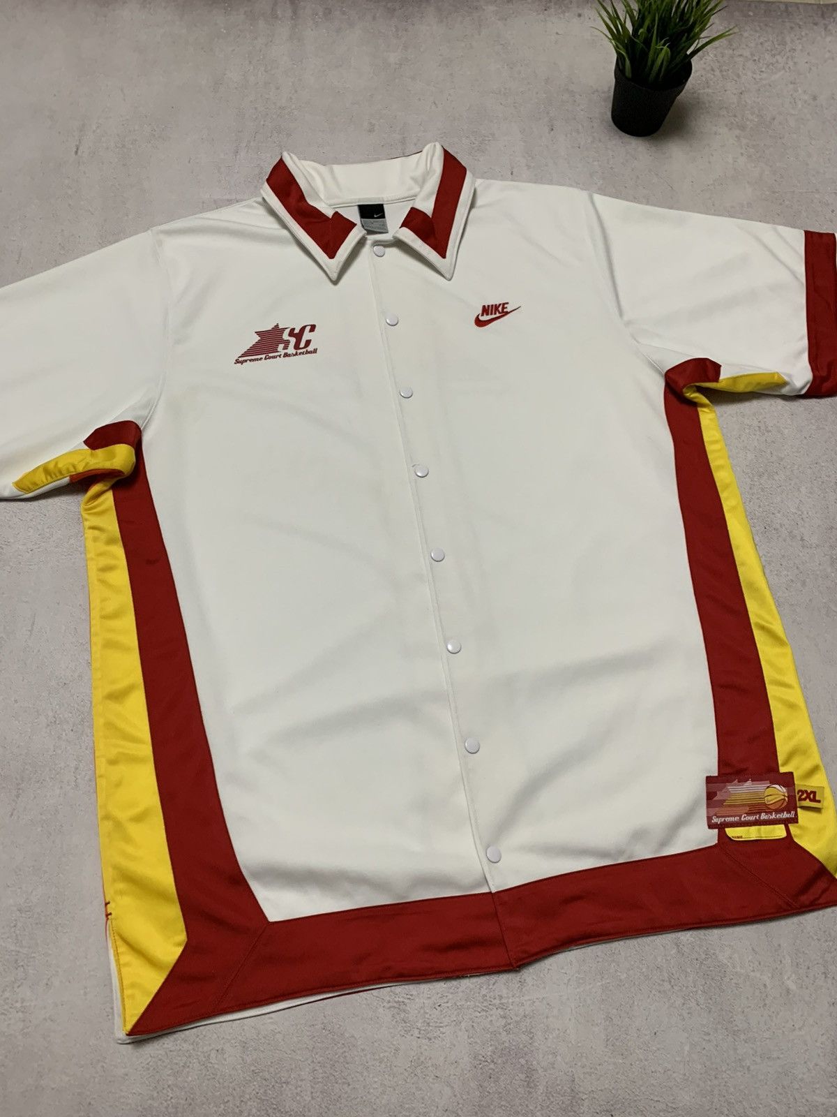 NBA Vintage Nike Supreme Court Basketball Jersey Polo T Shirt Size US XXL / EU 58 / 5 - 2 Thumbnail
