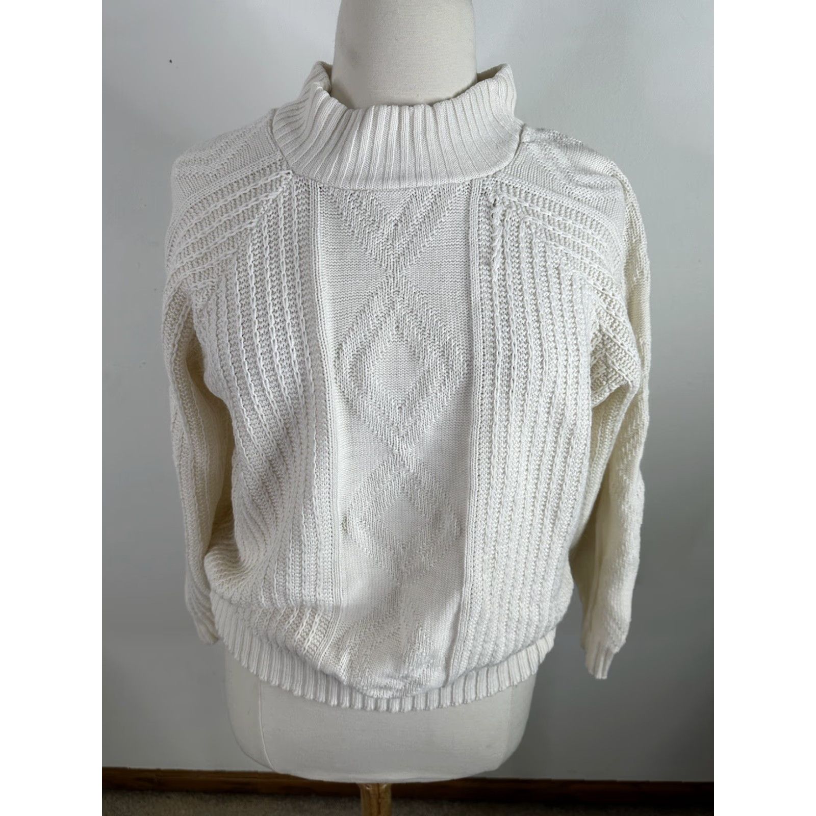 Vintage VINTAGE 90s Cream Raglan Sweater Mock Neck Women’s Large Ivory Crew Neck Knit Cotton Ramie Pullover Size L / US 10 / IT 46 - 2 Thumbnail