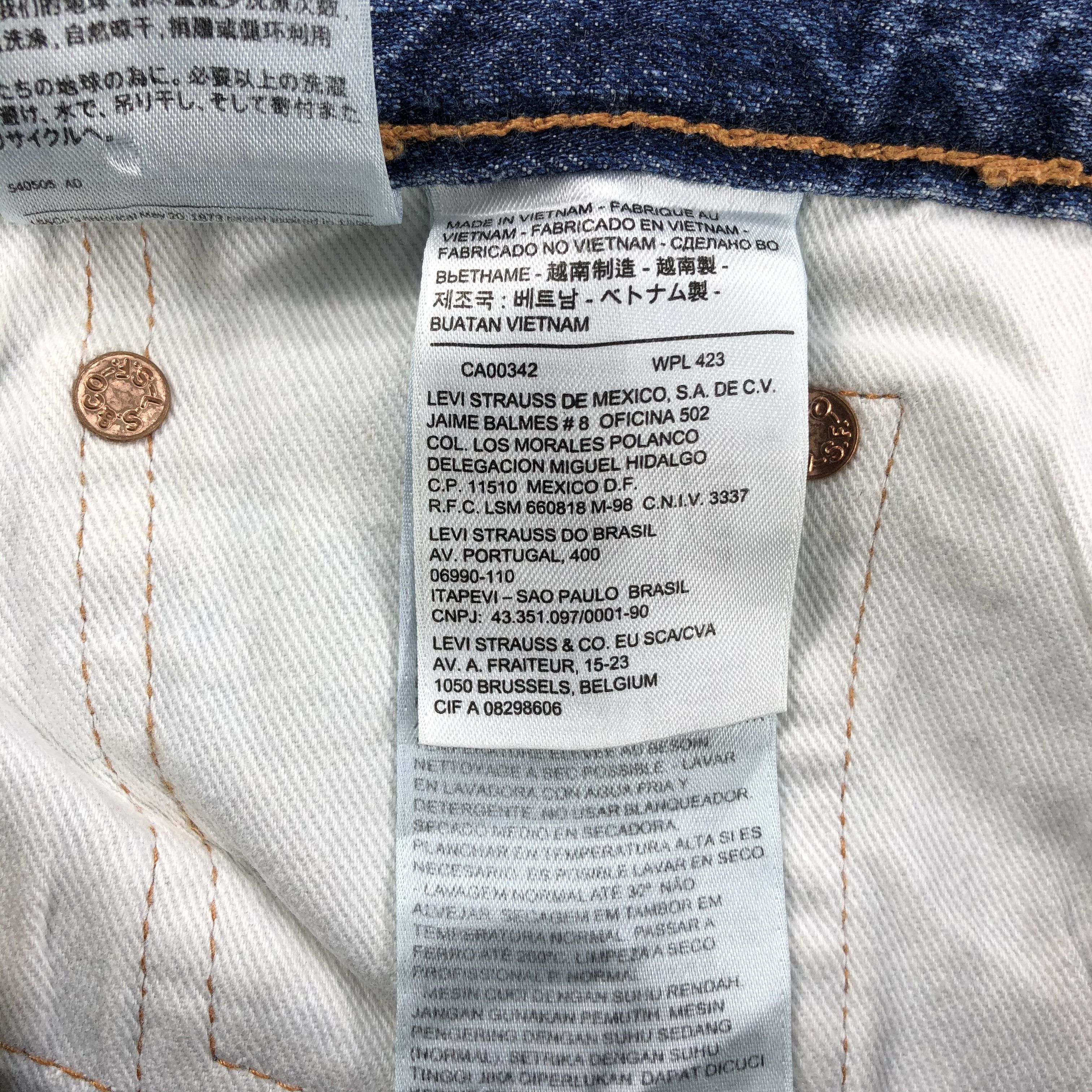 Levi's × Vintage Vintage Blue Wash Levis 551 Jeans-JM1424 Size US 33 - 9 Thumbnail