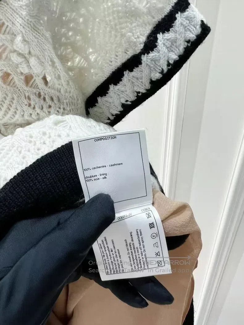 Chanel Chanel 22C Early Spring Vacation Series Beige Cashmere A-n Size XS / US 0-2 / IT 36-38 - 8 Thumbnail