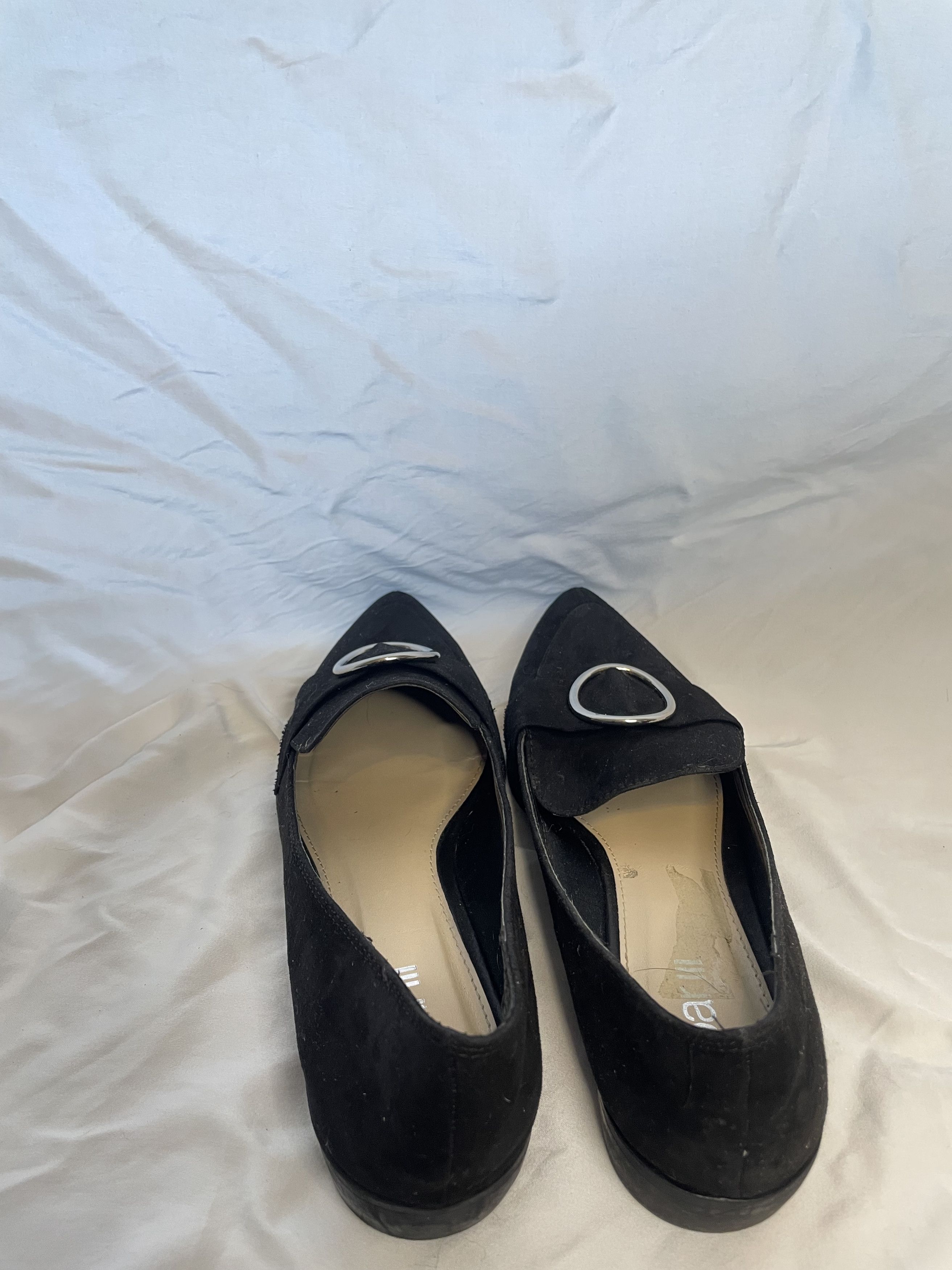 Bar III BAR III Black Accent Pointed Toe Block Heel Size US 8 / IT 38 - 3 Thumbnail