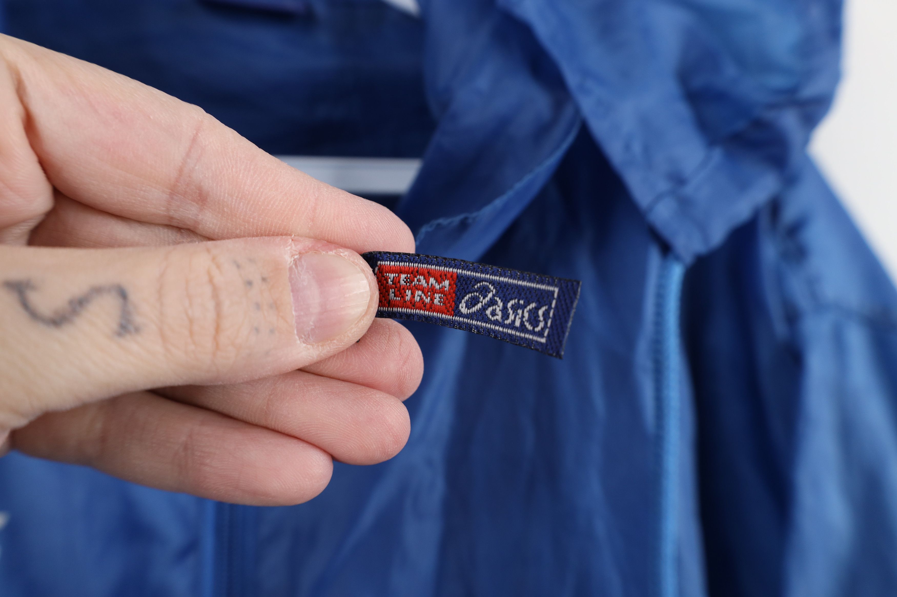 Asics Vintage 90s ASICS Spell Out Hooded Windbreaker Jacket Blue Size XL / US 12-14 / IT 48-50 - 5 Thumbnail
