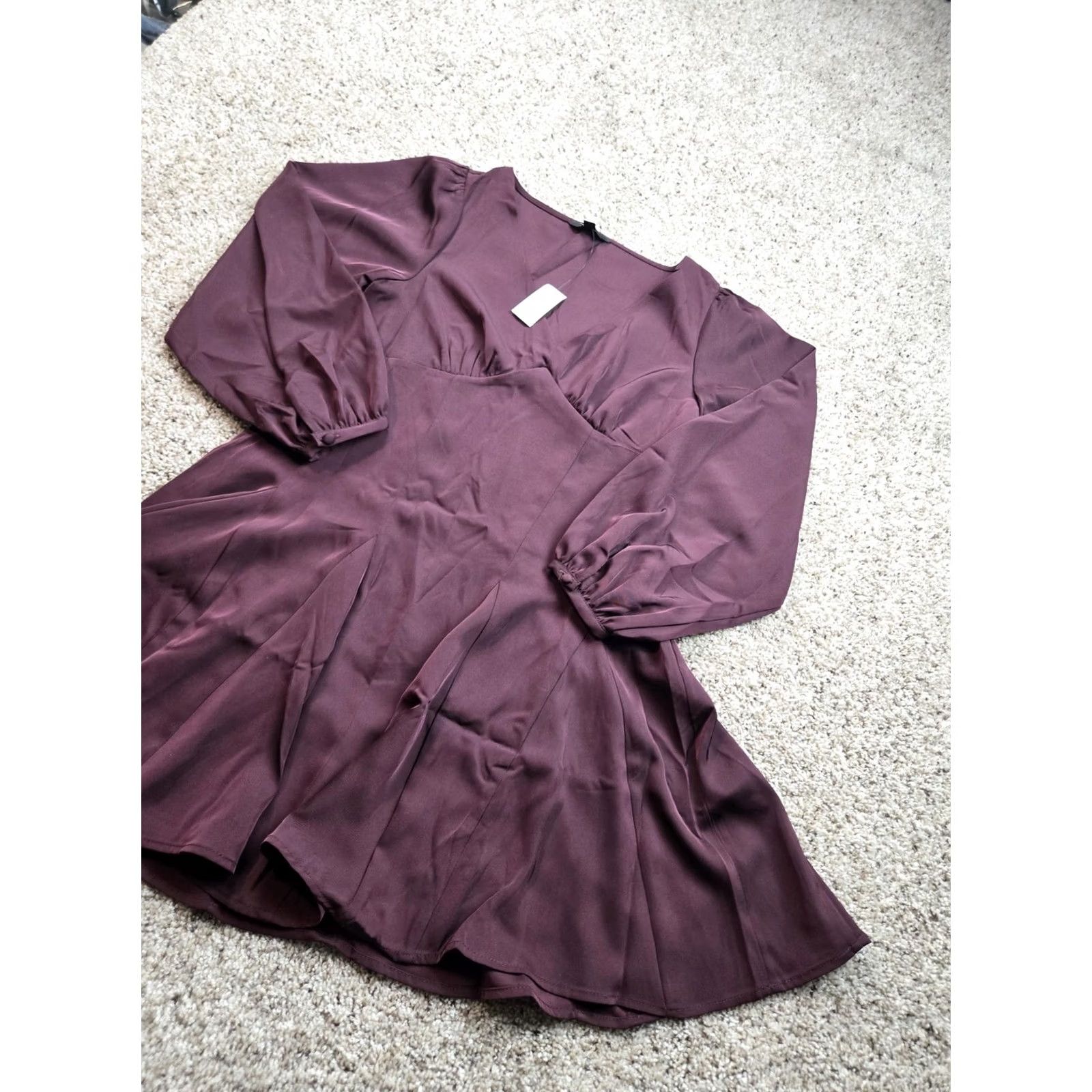 Banana Republic Banana Republic Dress Womens 6P Petite Purple Long Sleeve V-Neck NWT Fit & Flare Dress Size M / US 6-8 / IT 42-44 - 2 Thumbnail