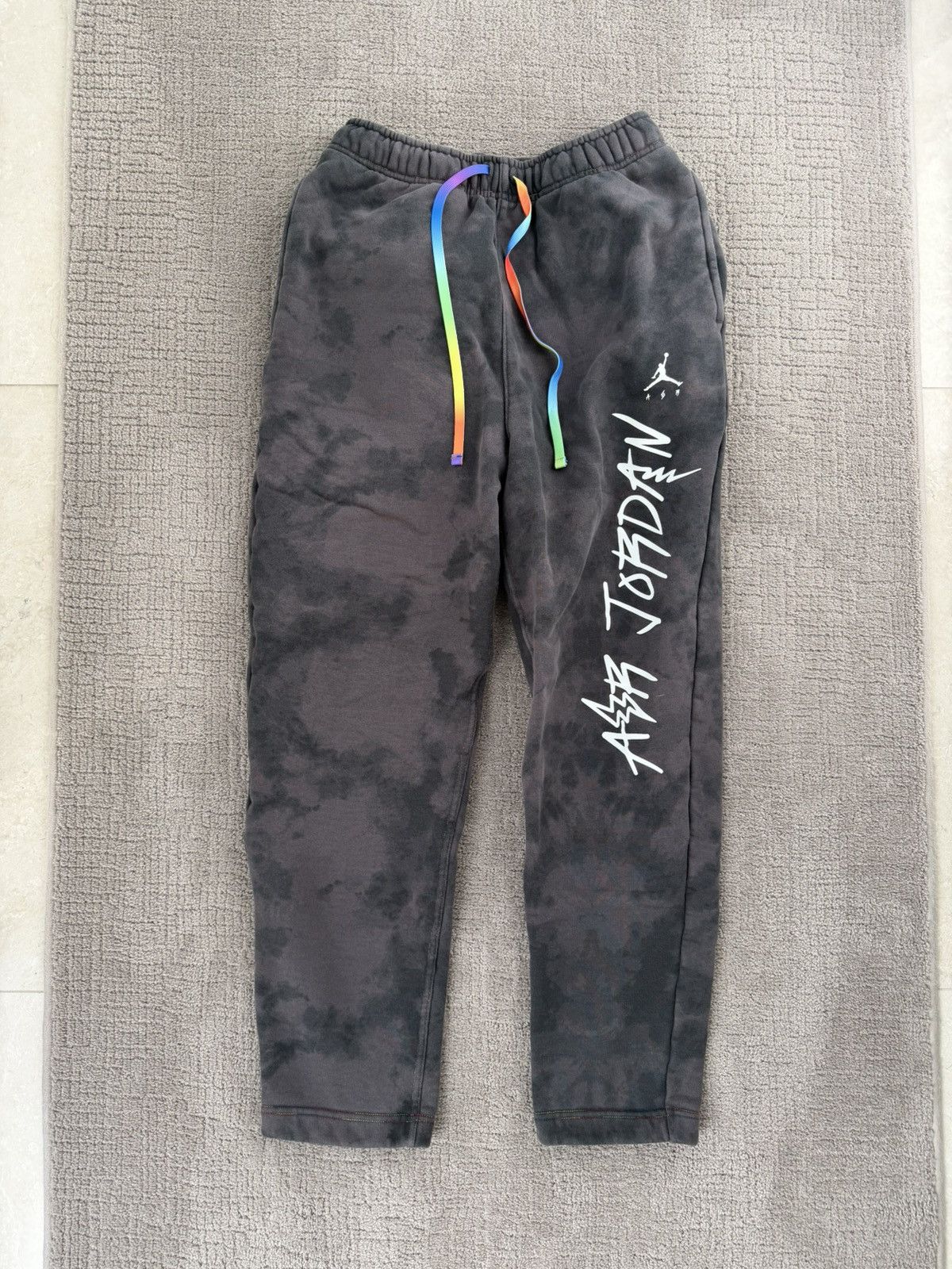 J Balvin × Jordan Brand Tie Dye Sweatpants "Dark Grey" Size US 30 / EU 46 - 1 Thumbnail