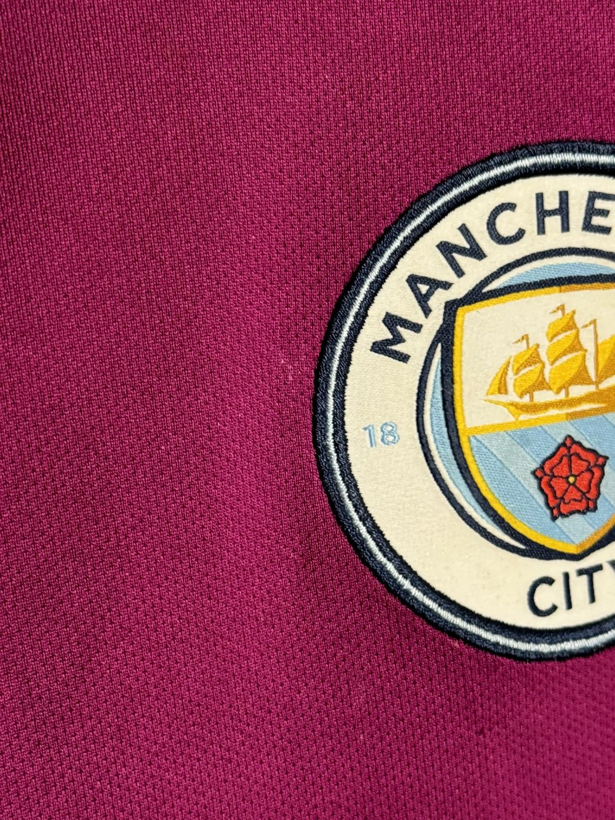 Nike Manchester City 17/18 Away Football Jersey Size US S / EU 44-46 / 1 - 8 Thumbnail