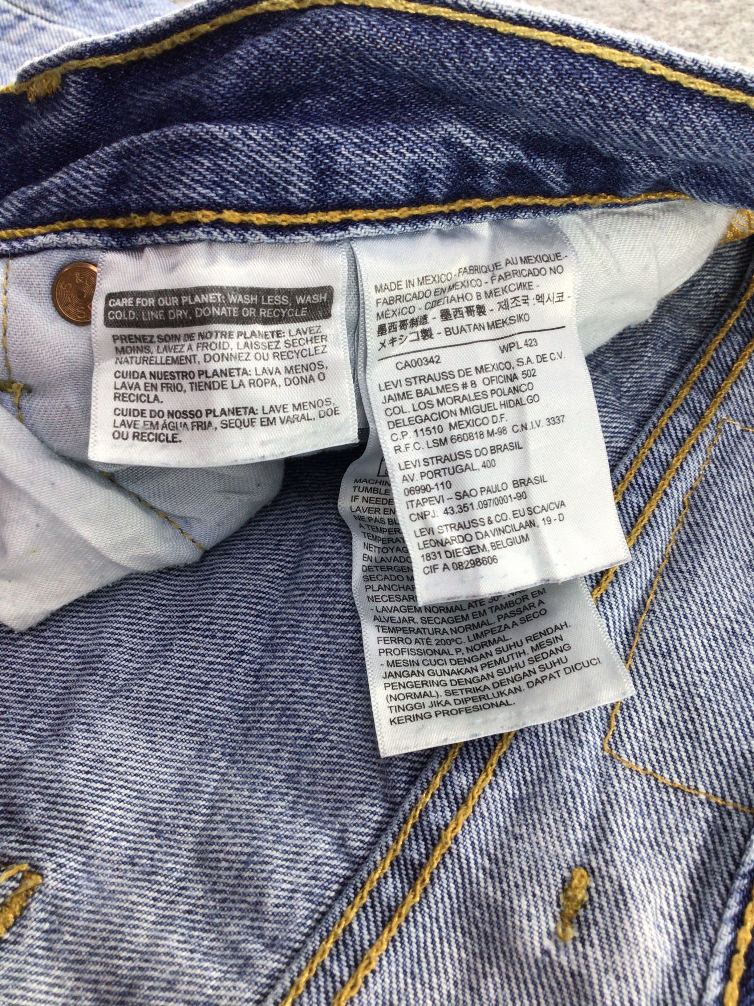 Levi's Vintage Levis 501 Jeans-J379 Size US 39 - 11 Thumbnail