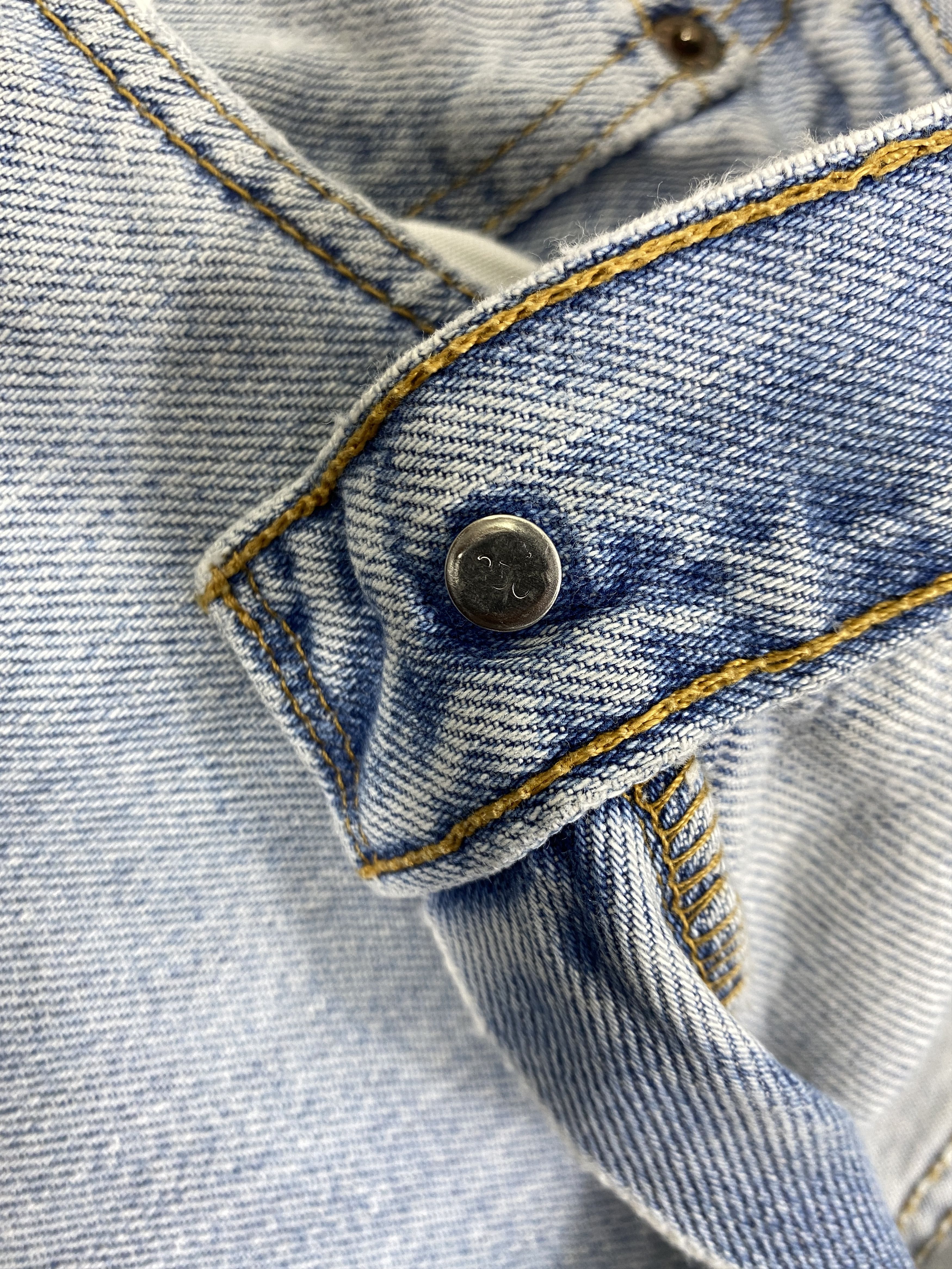 Levi's Vintage Levi's 517 Light Blue Wash Flare 34x33 Denim-JN1814 Size US 34 / EU 50 - 7 Thumbnail