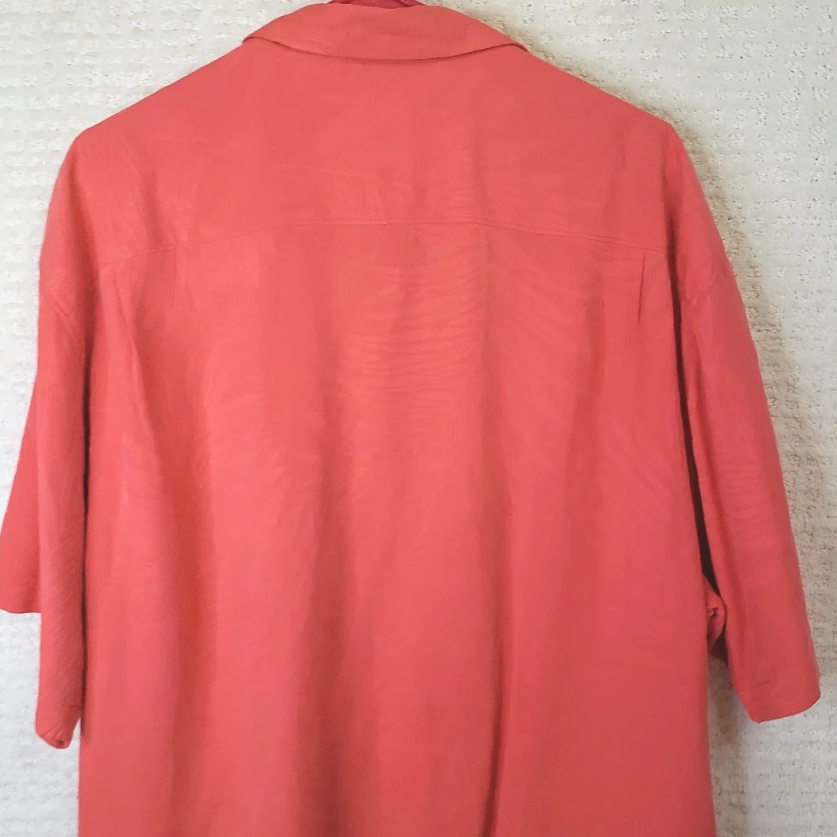 Tommy Bahama Tommy Bahama Men XL Button-Up Shirt Silk 100% Coral Foliage Floral Short Sleeve Beach Hawaiian Button Front Pocket Shirt Mens Regular Fit Size US XL / EU 56 / 4 - 6 Thumbnail