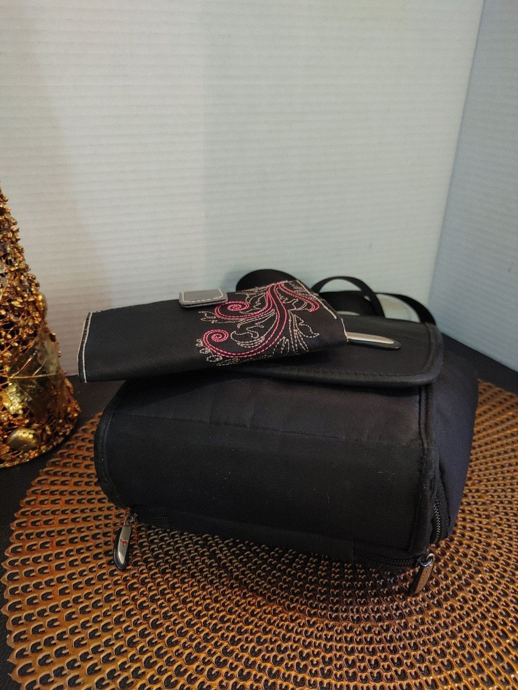 Away Travel Travelon Anti Theft Crossbody & Wallet Travel Set x2 Size ONE SIZE - 9 Thumbnail