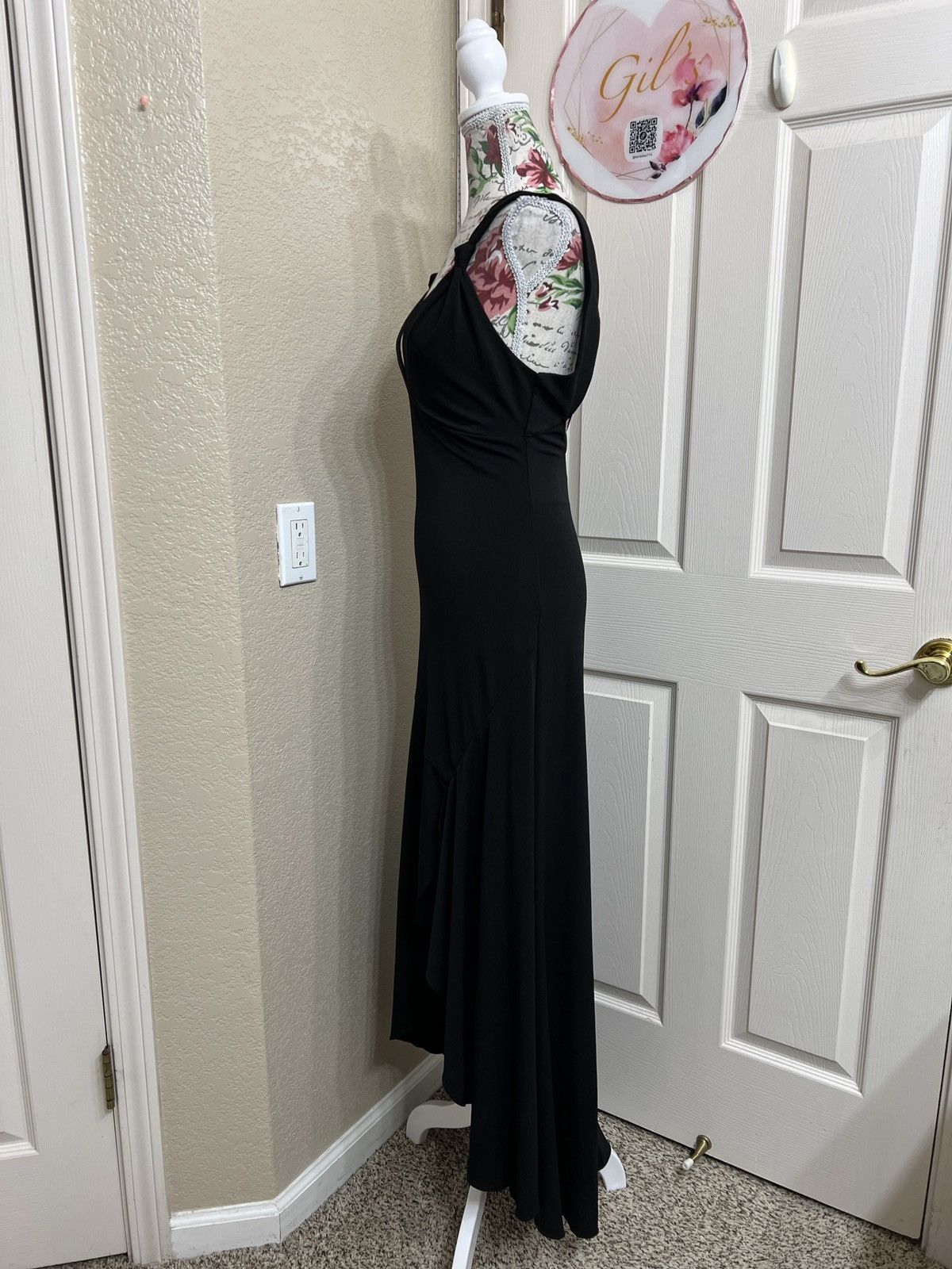 Guess Guess Black V-Neck Maxi Dress size M Size M / US 6-8 / IT 42-44 - 4 Thumbnail