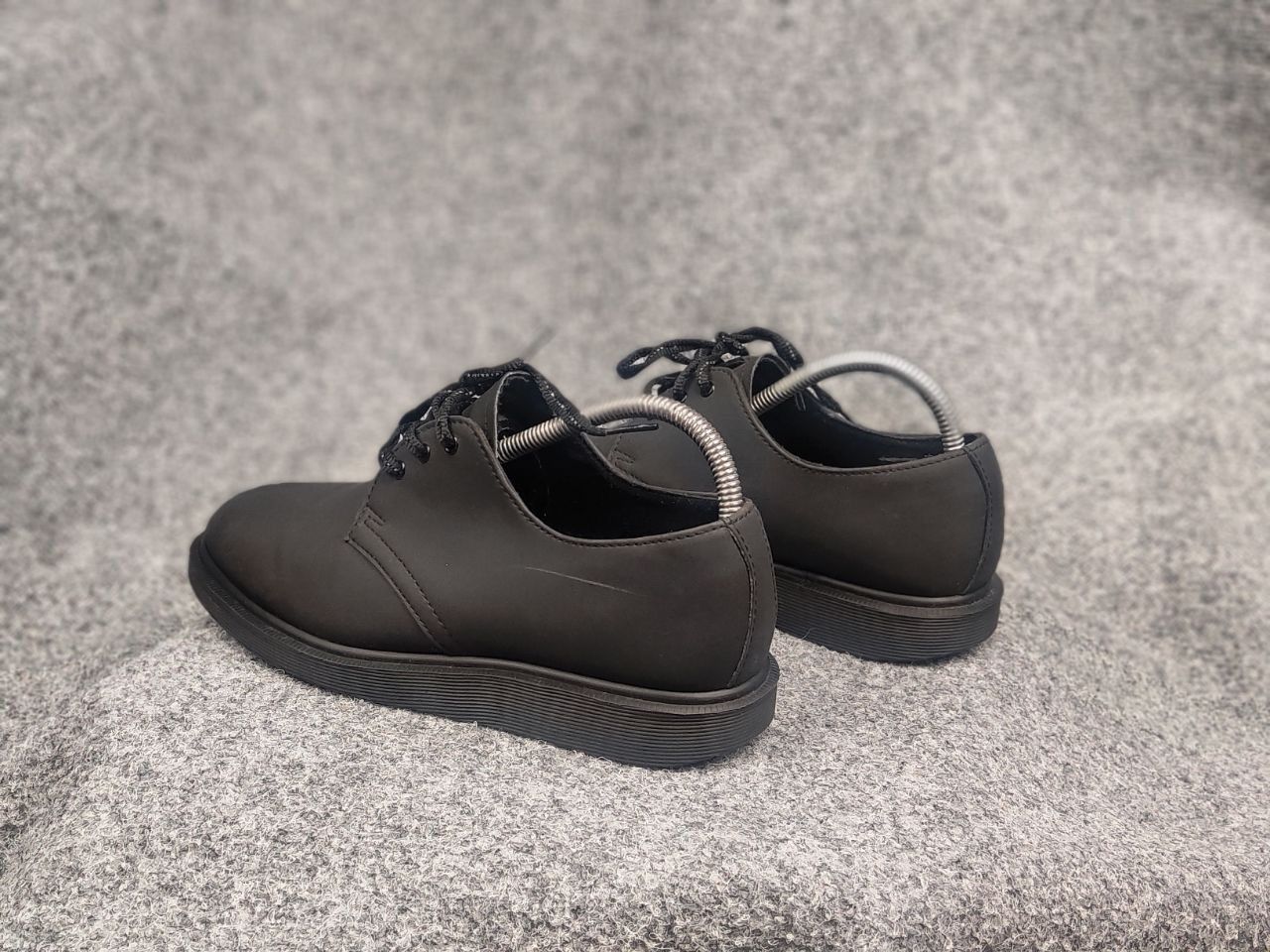 Dr. Martens Dr. martens torriano softy t oxford Low Leather Unisex Shoes Size US 6 / EU 39 - 9 Thumbnail
